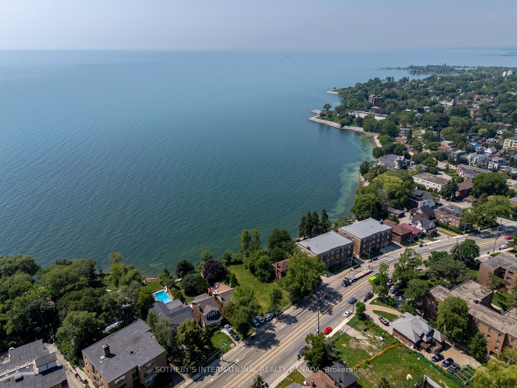 2685 Lake Shore Boulevard W Property Photo 9