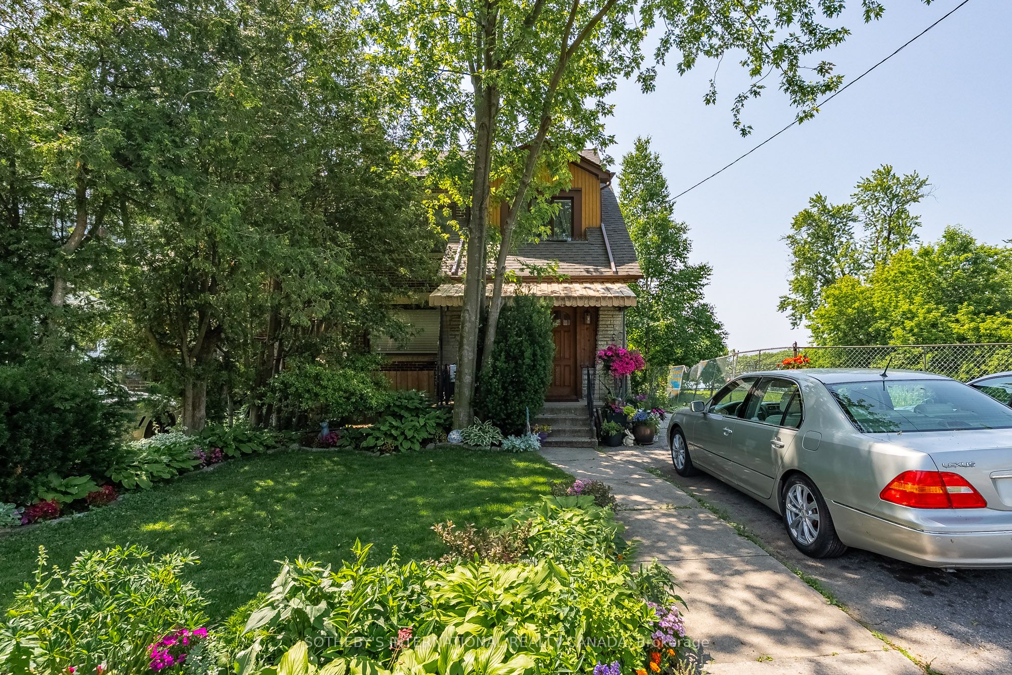 2685 Lake Shore Boulevard W Property Photo 13