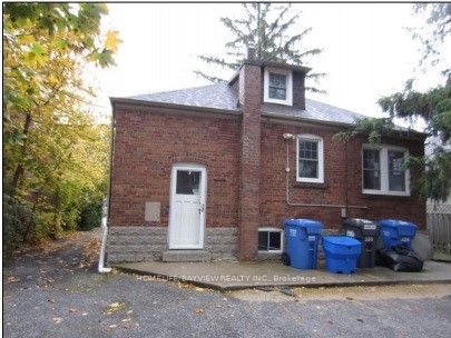 324 Lakeshore Road E Property Photo 2