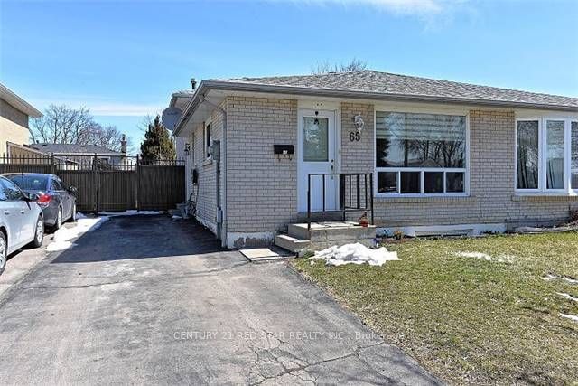 65 Newstead Crescent Property Photo 18