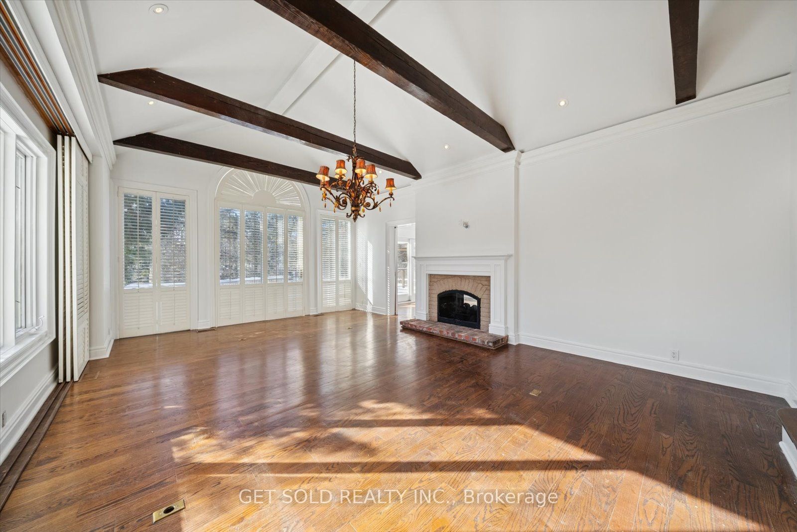 1701 Birchwood Drive Property Photo 6