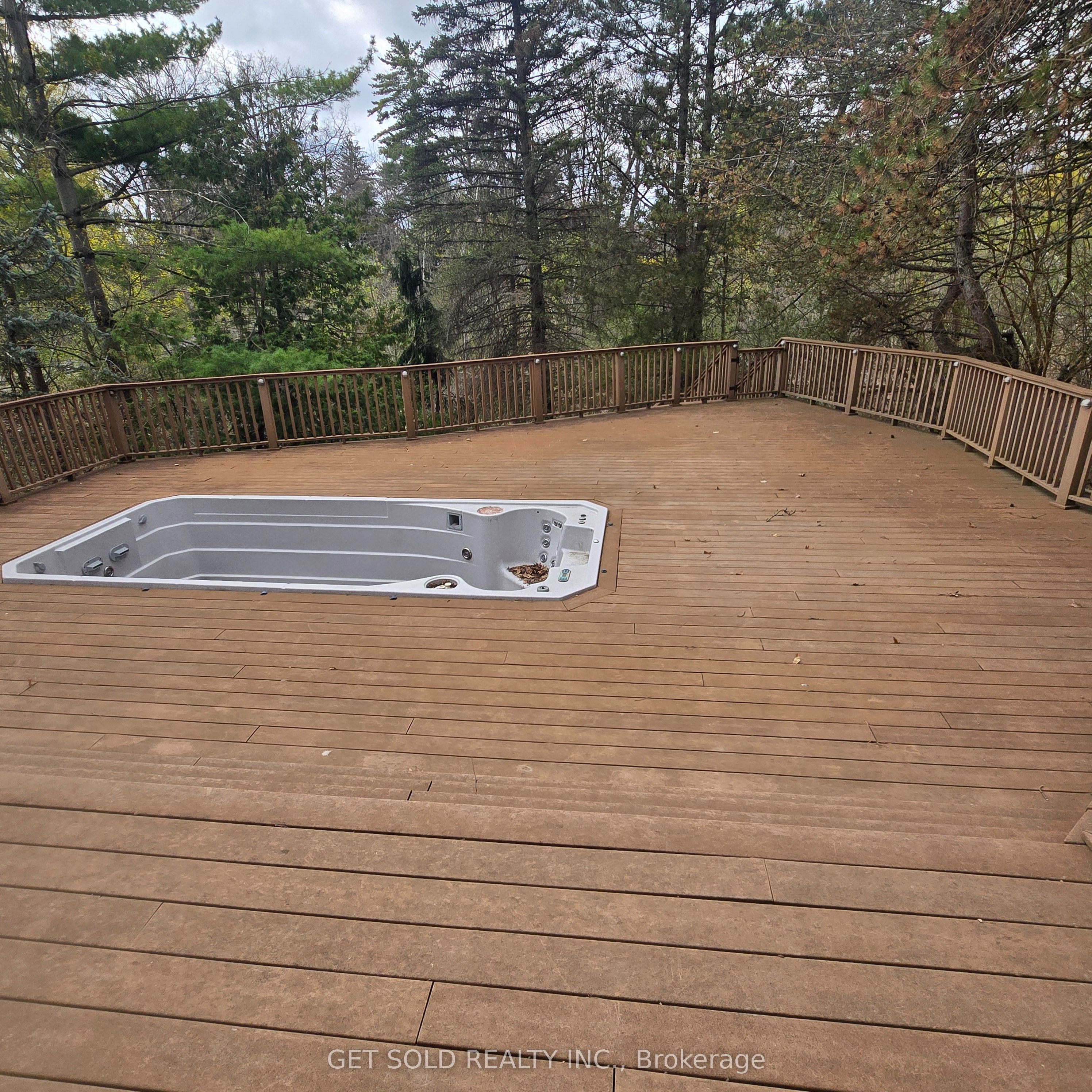 1701 Birchwood Drive Property Photo 39