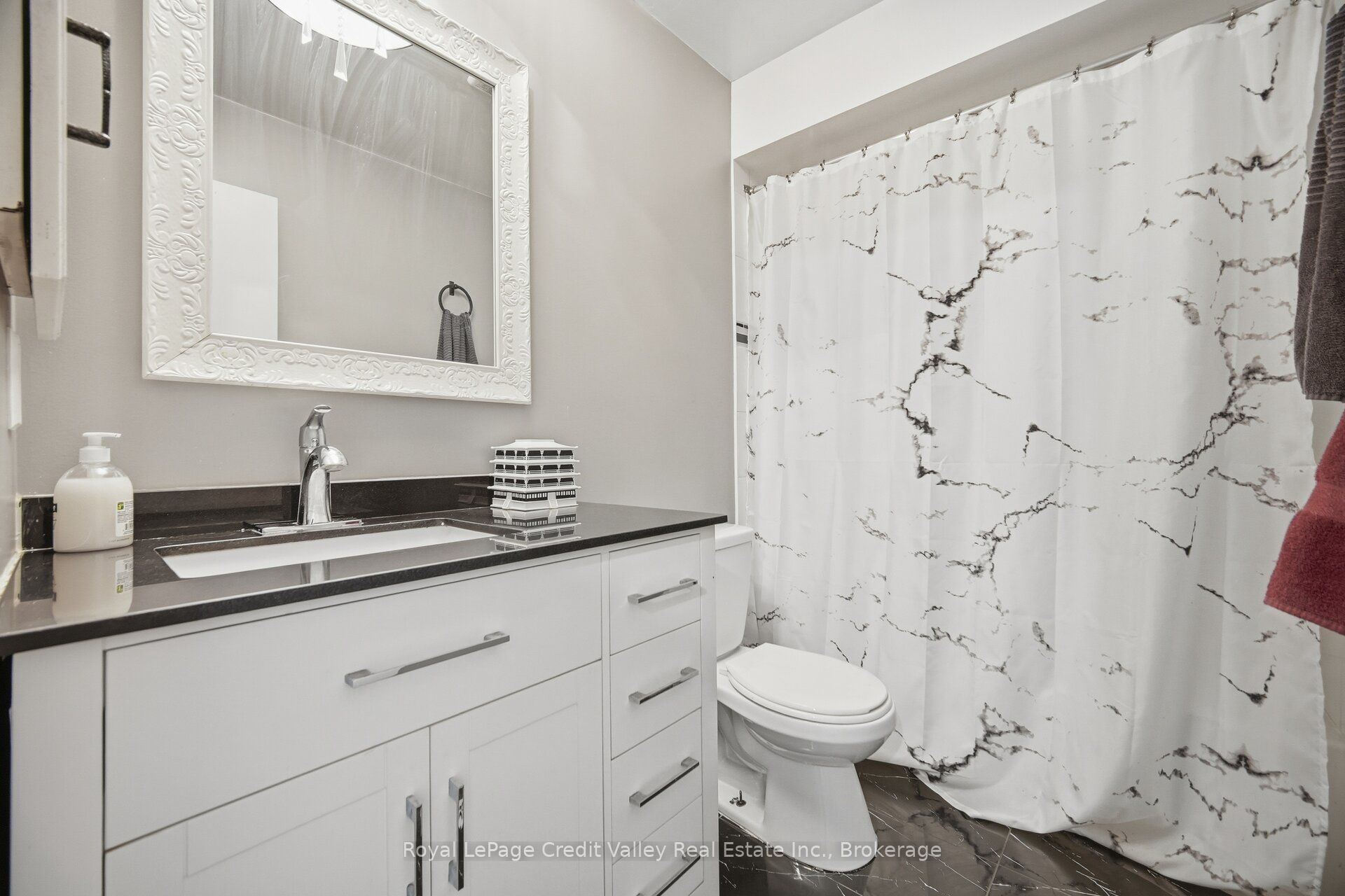 18 Silverstream Road Property Photo 32