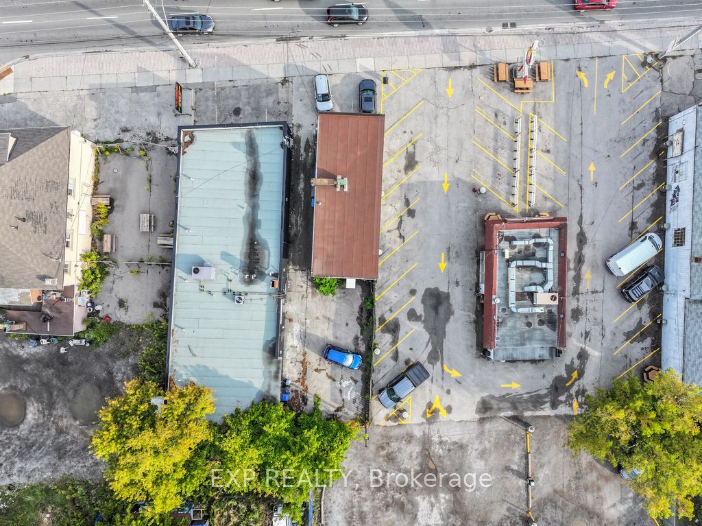 723 Lakeshore Road E Property Photo 6