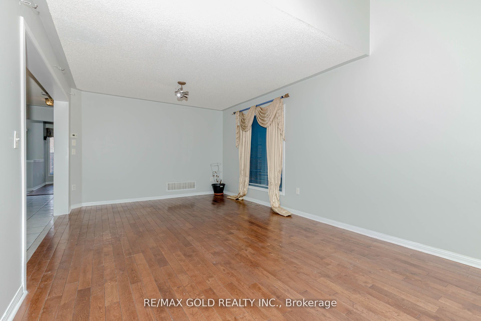 6 Wonder Way Property Photo 7