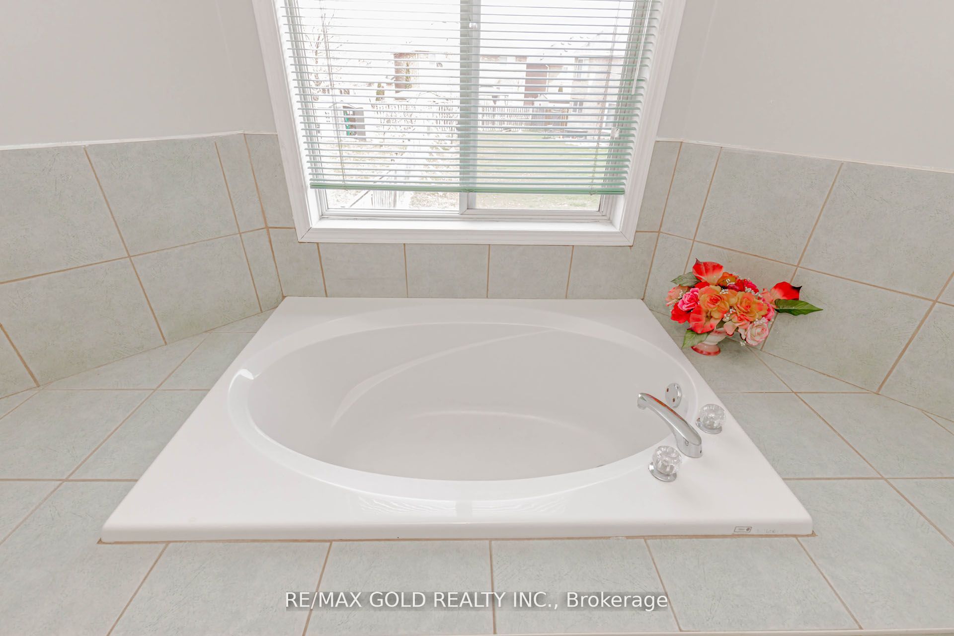 6 Wonder Way Property Photo 27