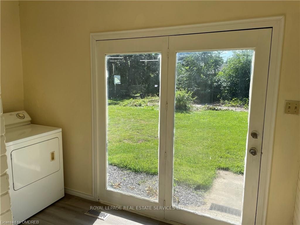 496 Walker's Line Property Photo 13