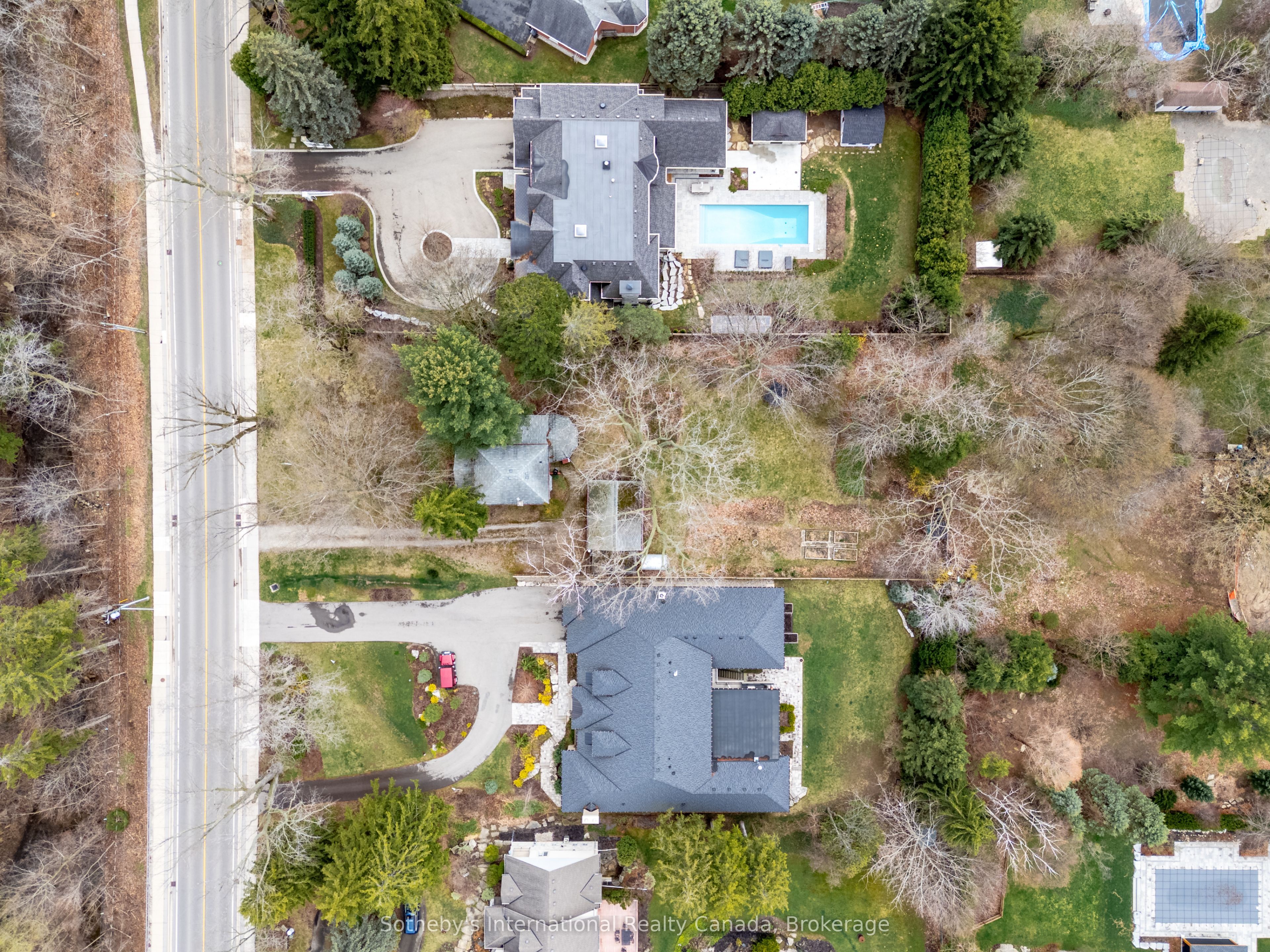 362 Fourth Line Property Photo 2