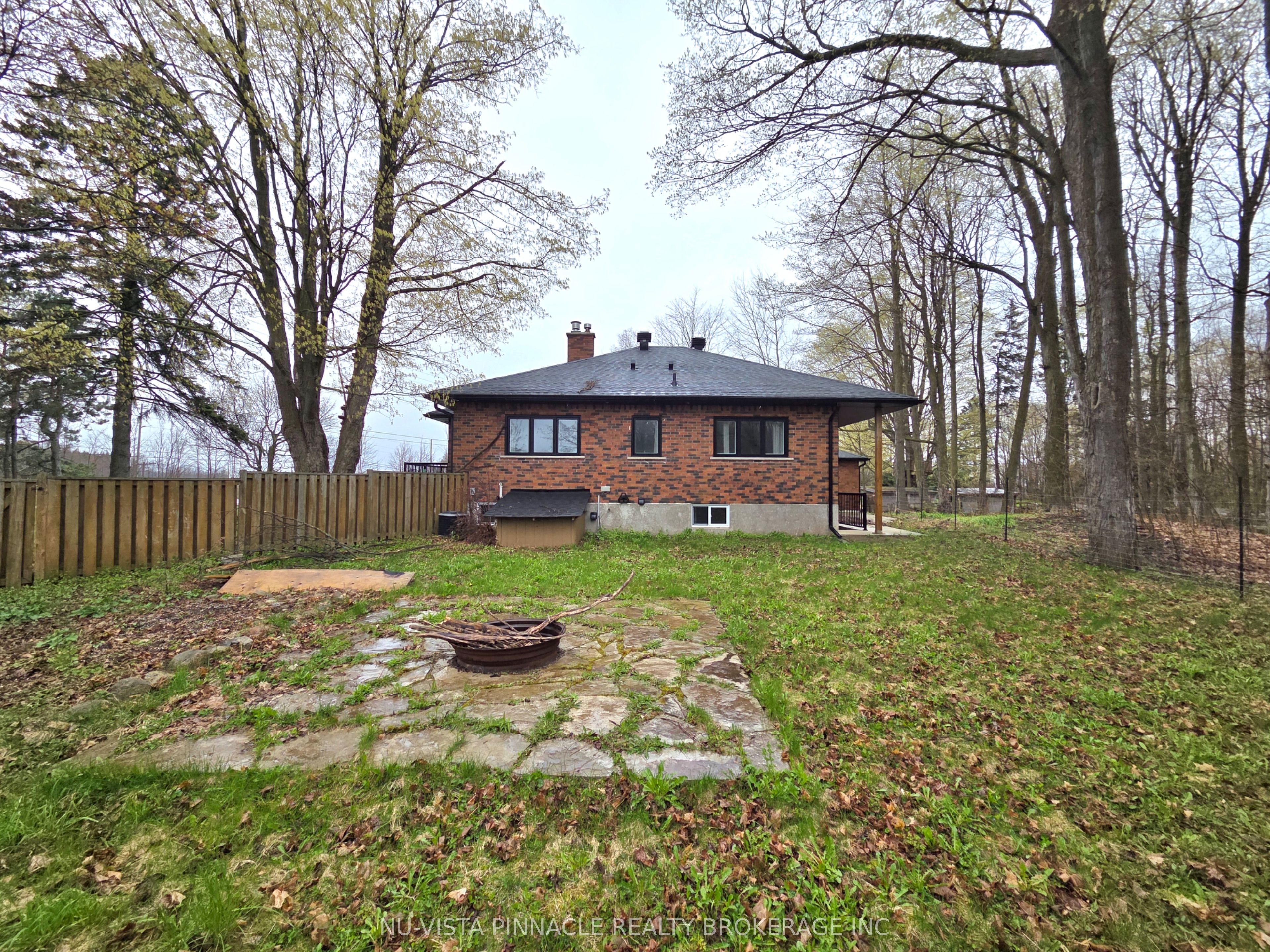 7142 Highway 7 Property Photo 12