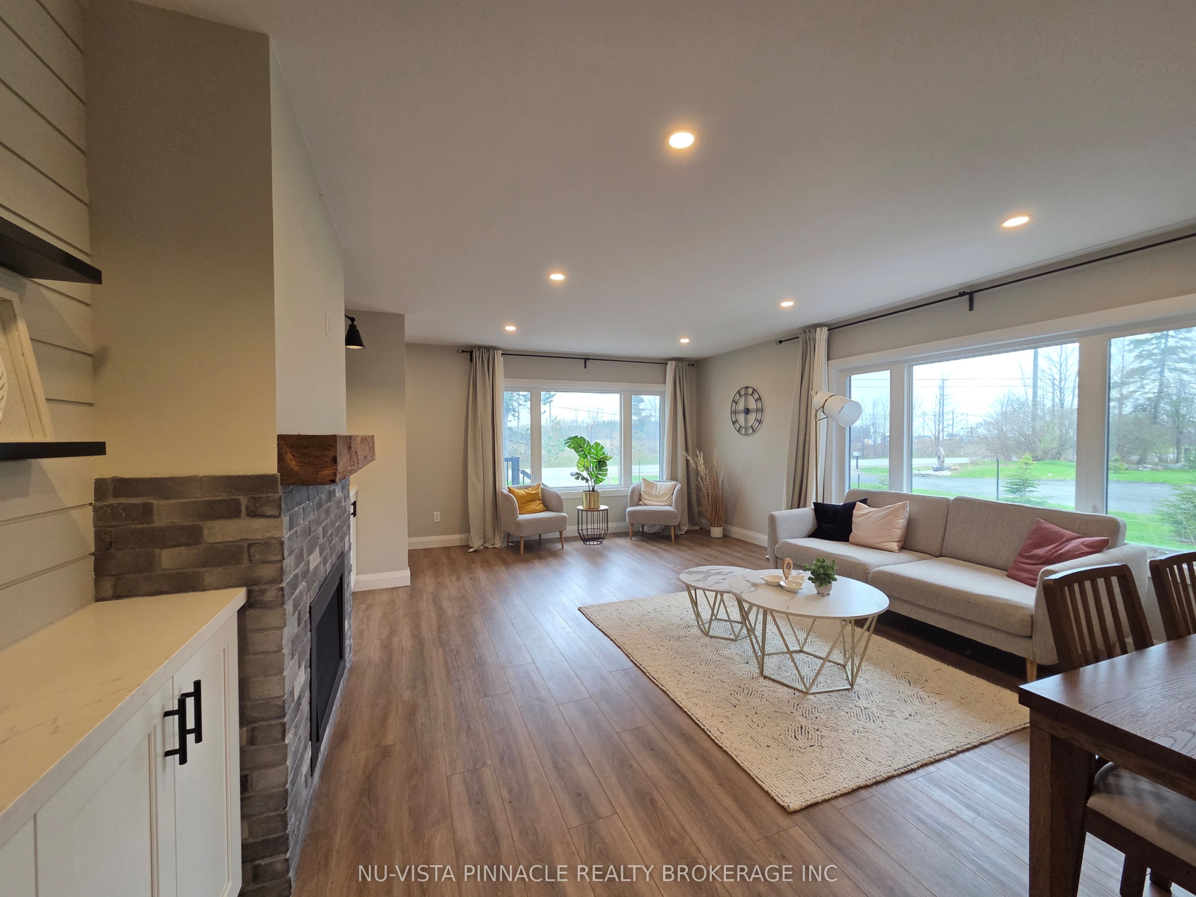7142 Highway 7 Property Photo 20