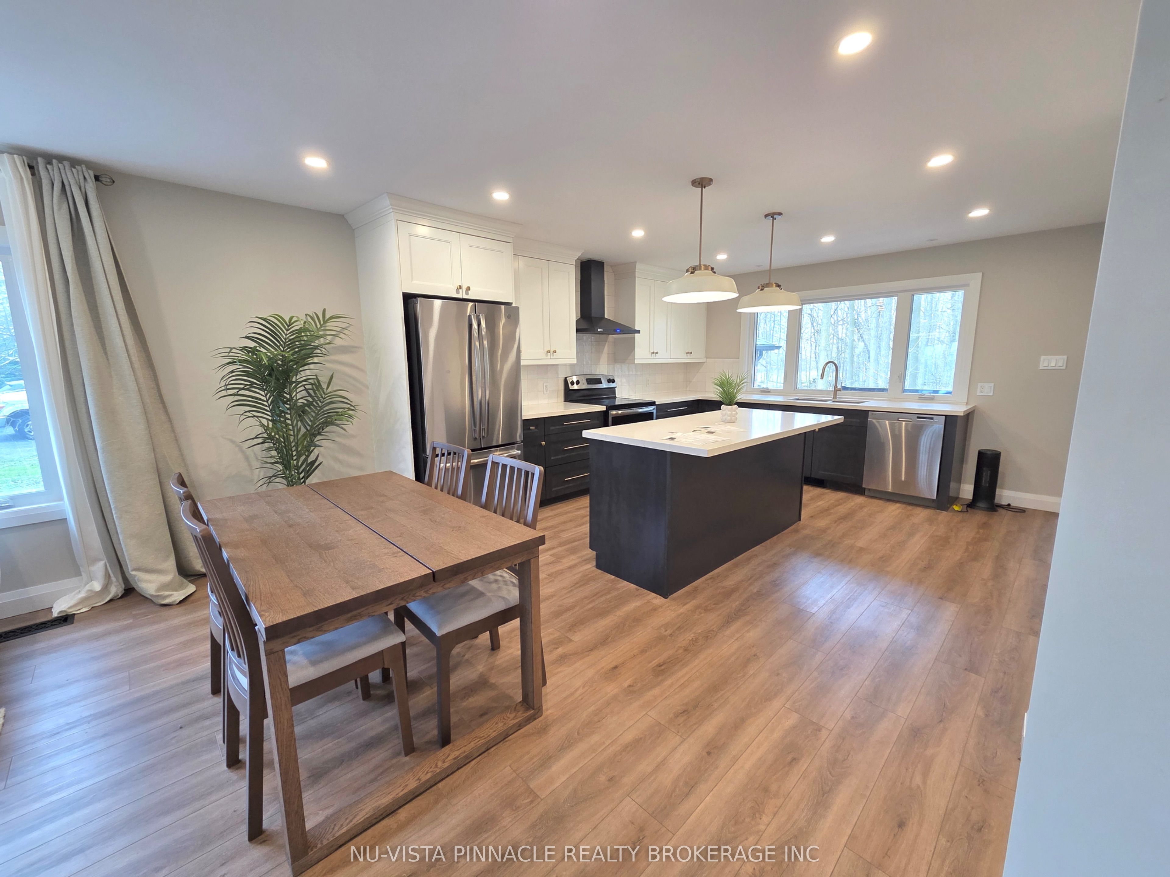 7142 Highway 7 Property Photo 22