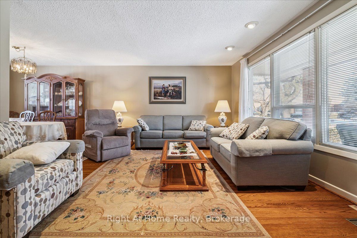 251 Elmwood Road Property Photo 5