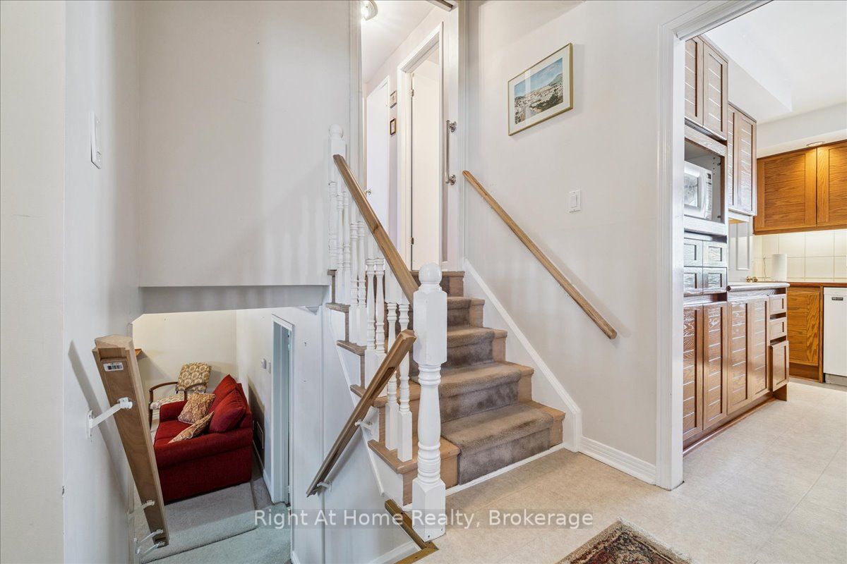 251 Elmwood Road Property Photo 10
