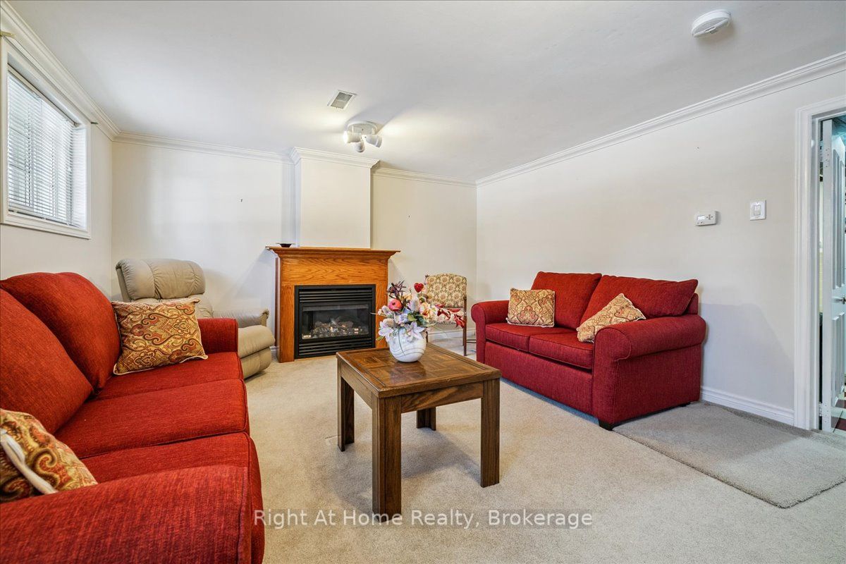 251 Elmwood Road Property Photo 16
