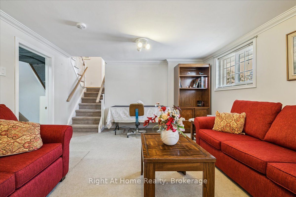 251 Elmwood Road Property Photo 17