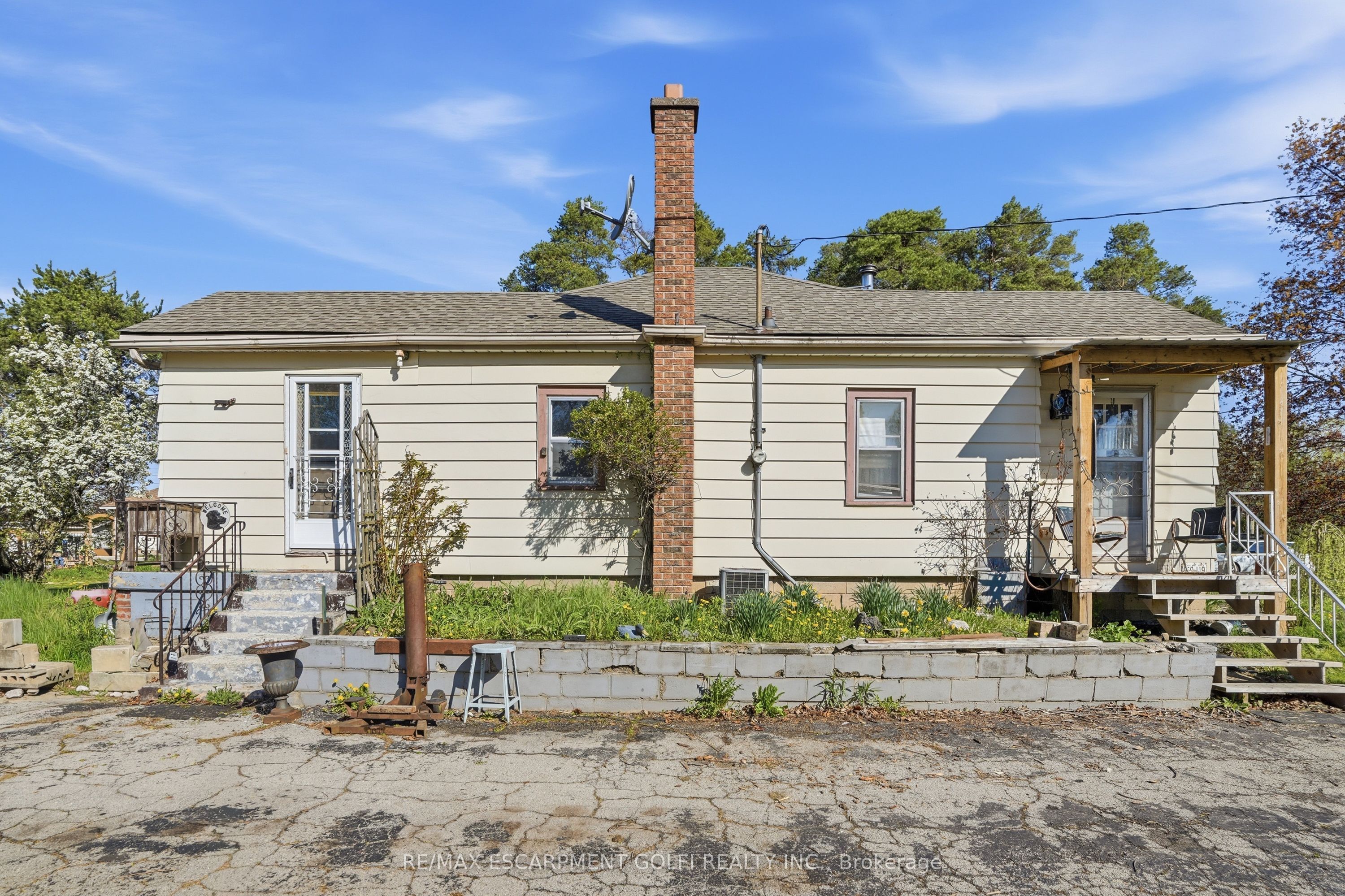 1412 Old York Road Property Photo 7