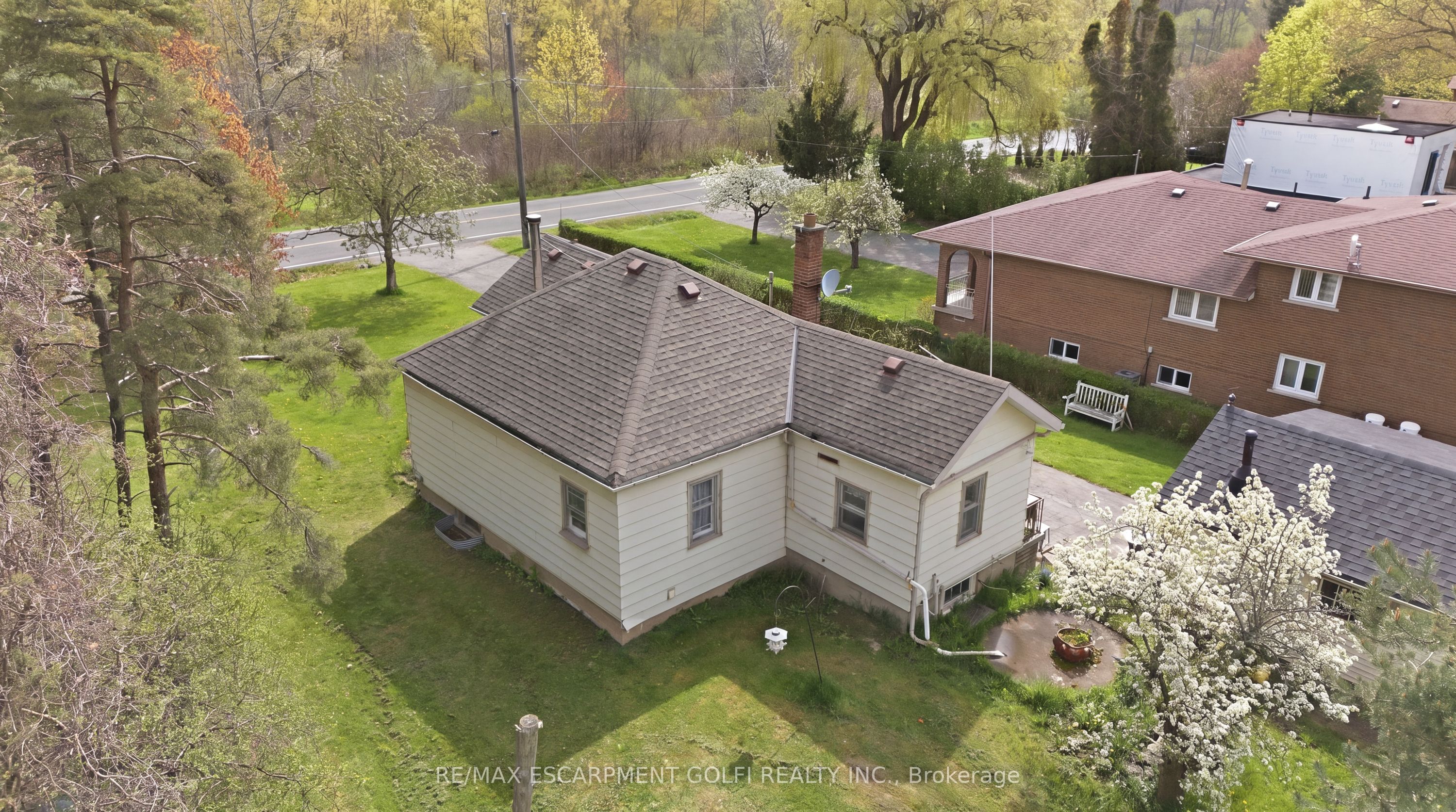 1412 Old York Road Property Photo 13