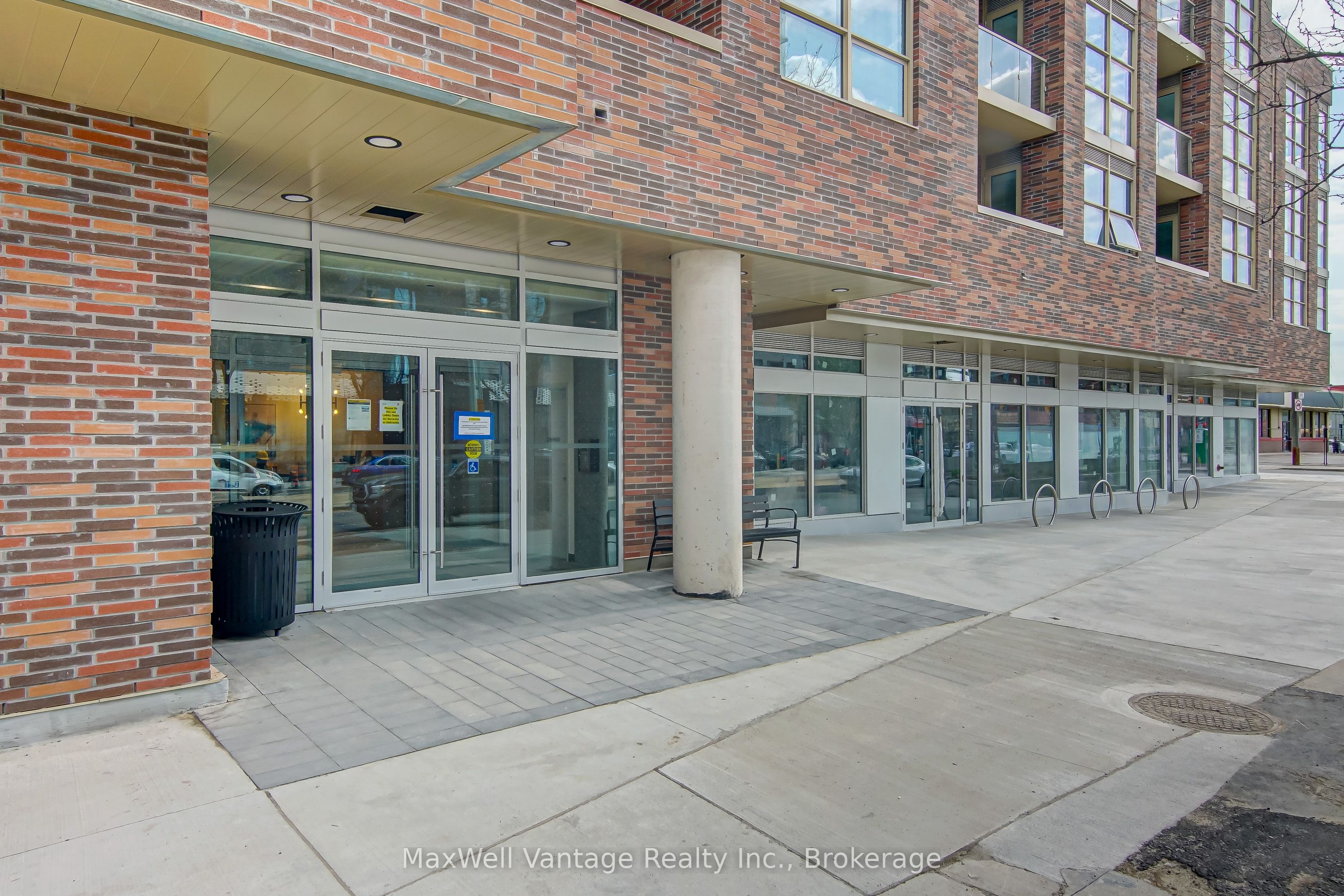 1787 St. Clair Avenue W 306 Property Photo 36