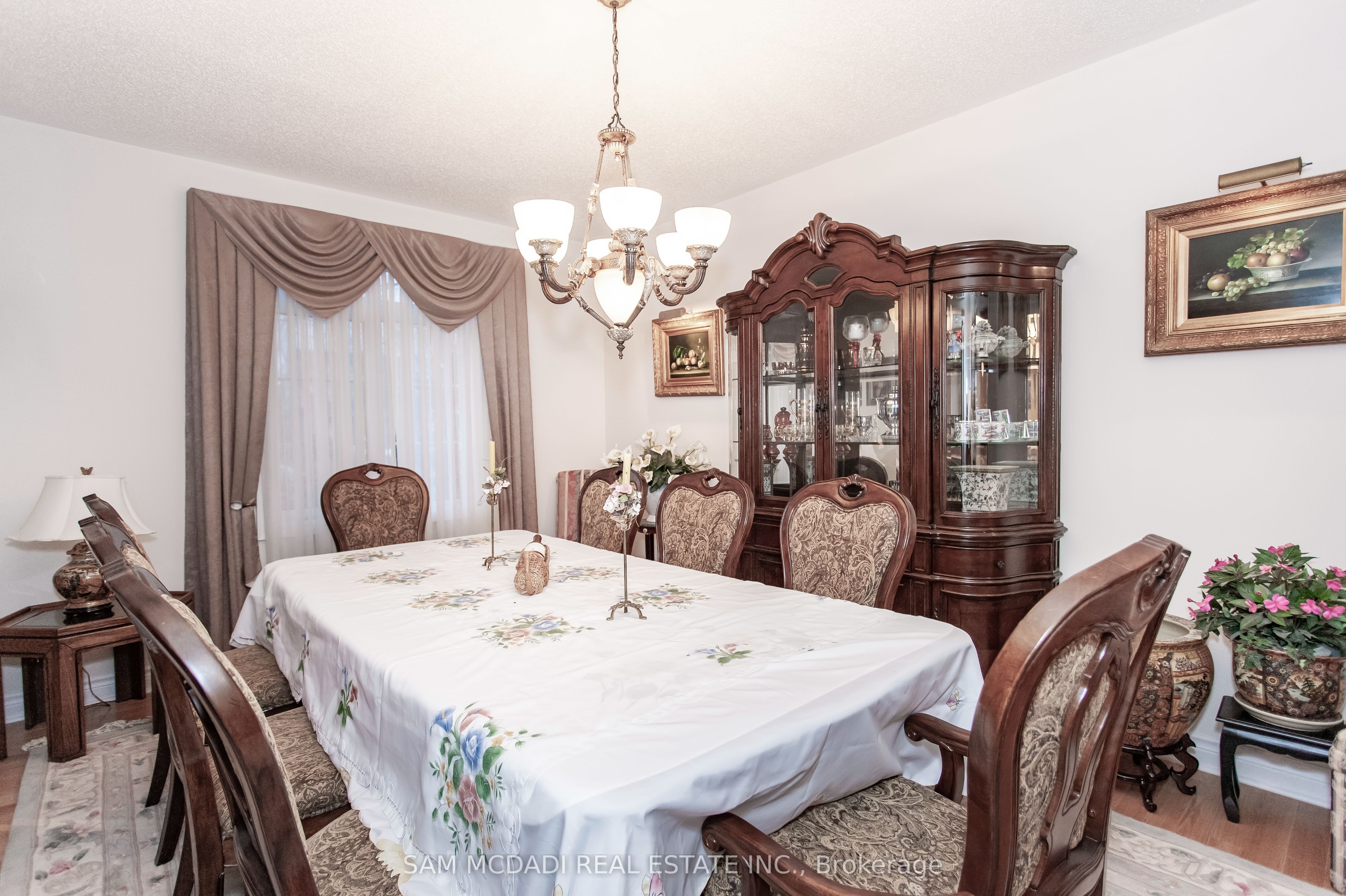 50 Links Lane Property Photo 12
