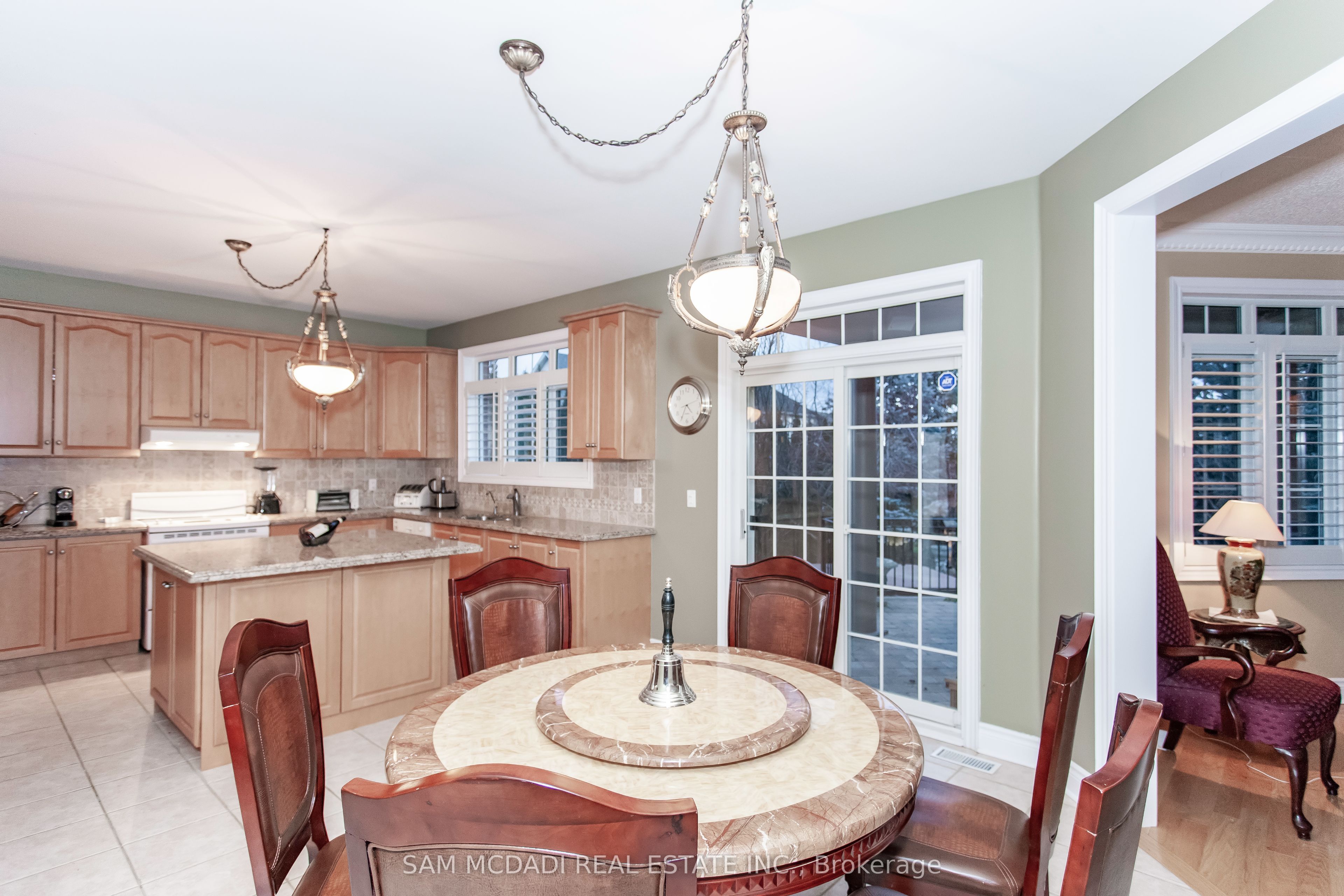 50 Links Lane Property Photo 13
