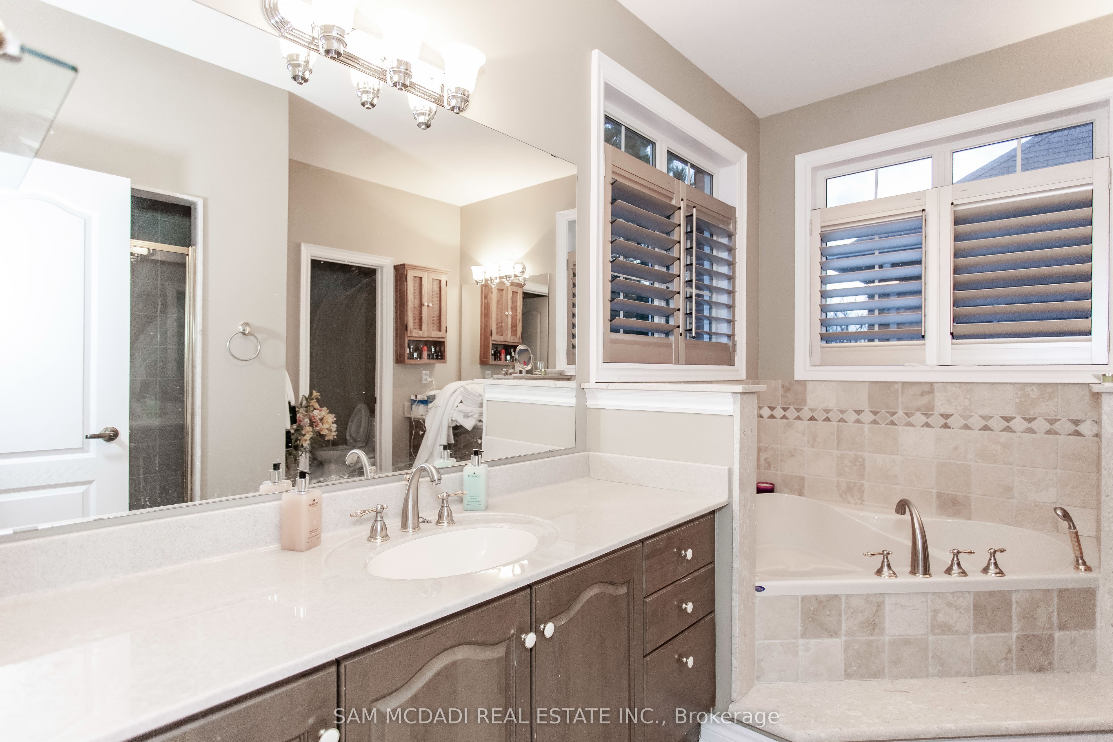 50 Links Lane Property Photo 23