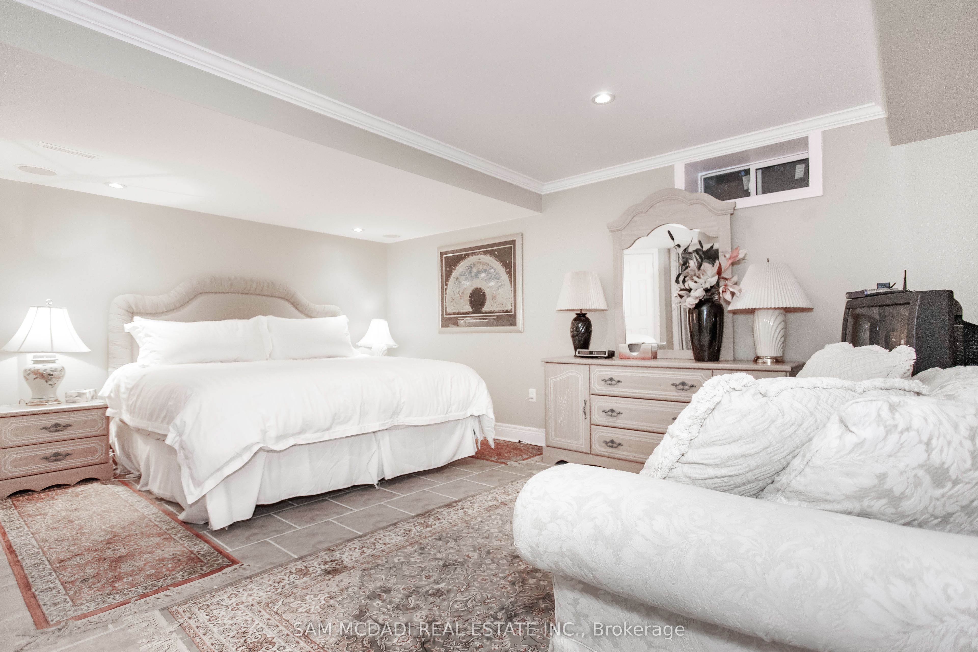 50 Links Lane Property Photo 33