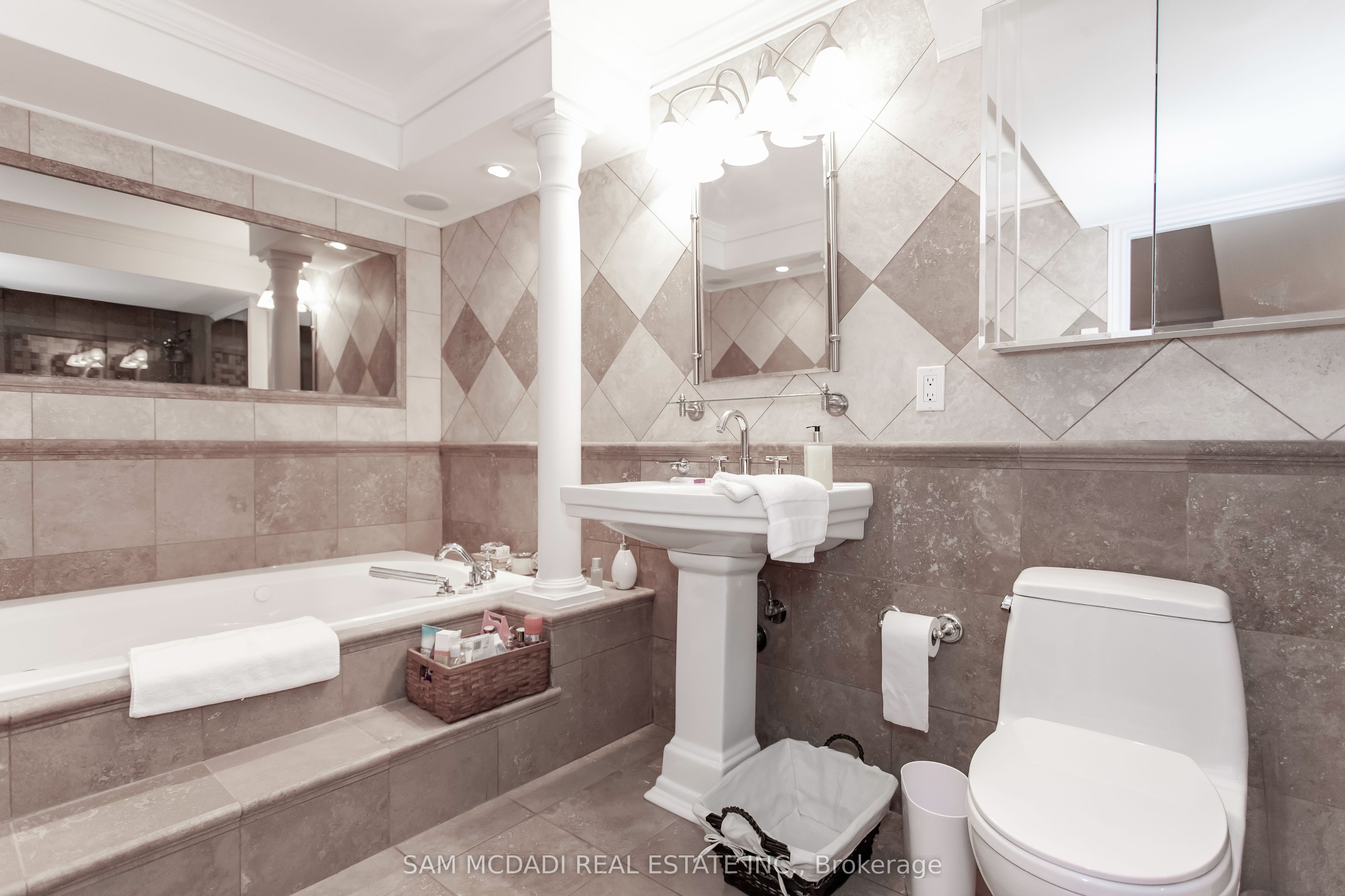 50 Links Lane Property Photo 34