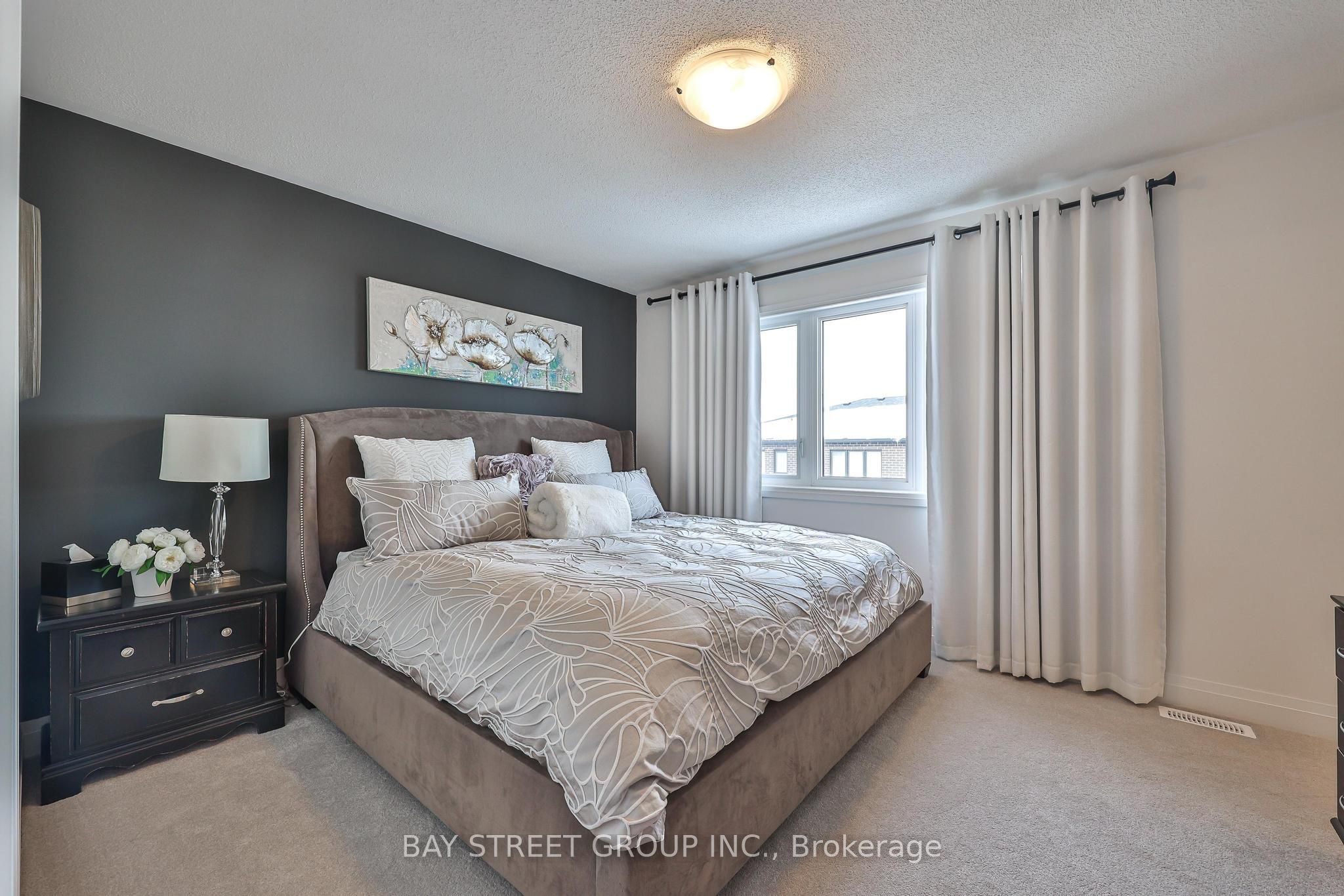 75 Windtree Way Property Photo 6