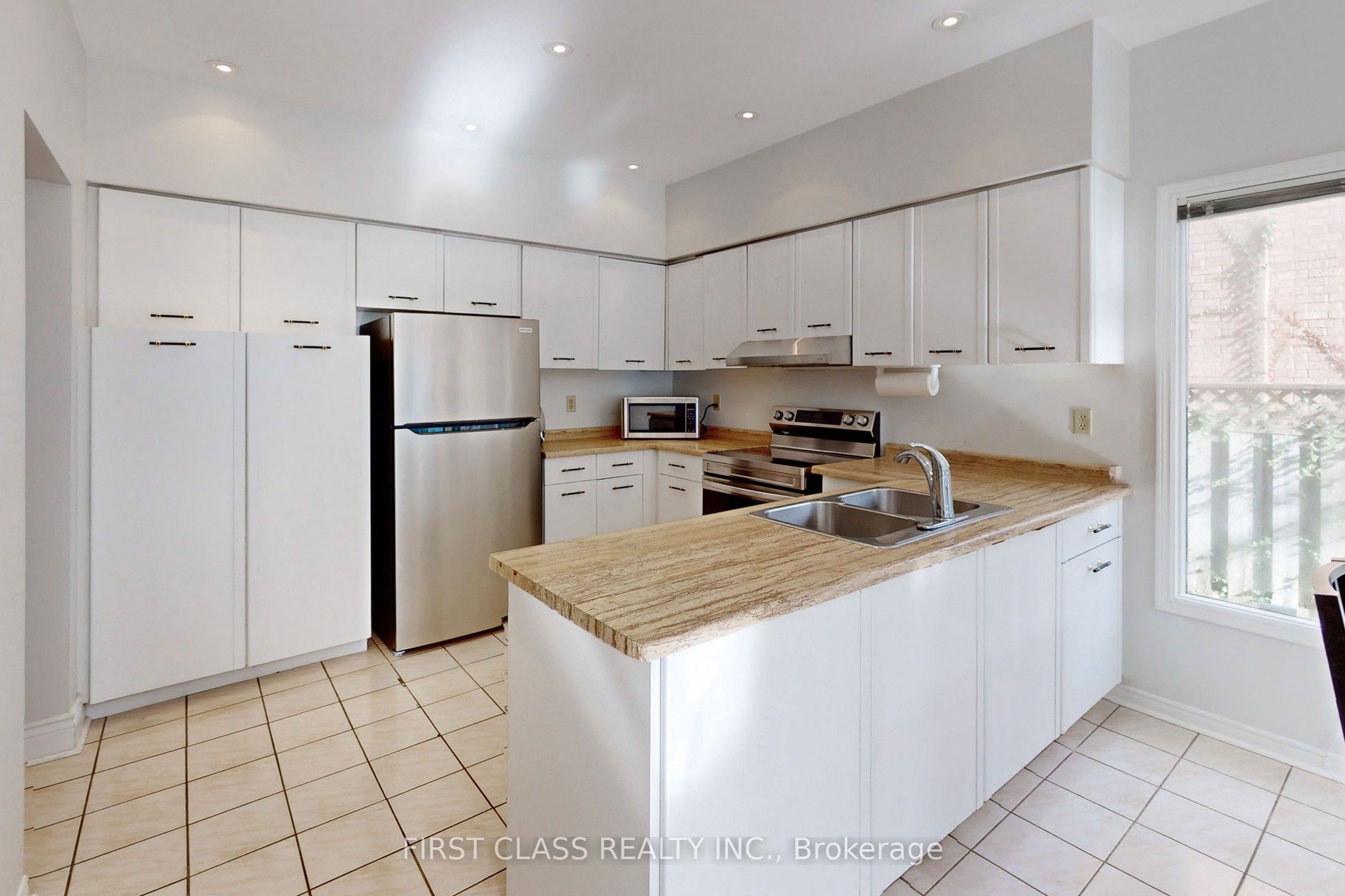 7 Kenpark Avenue Property Photo 9