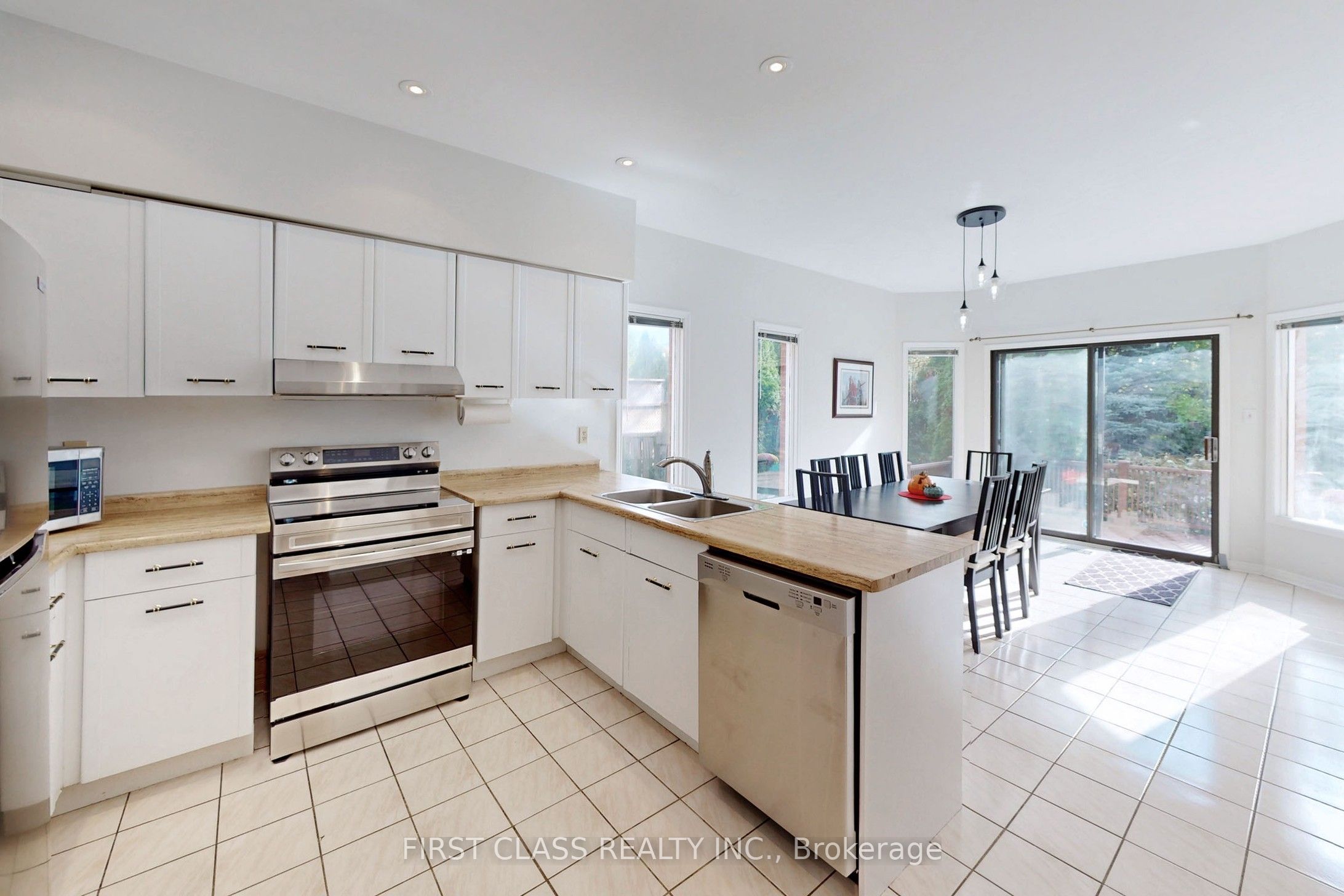 7 Kenpark Avenue Property Photo 10