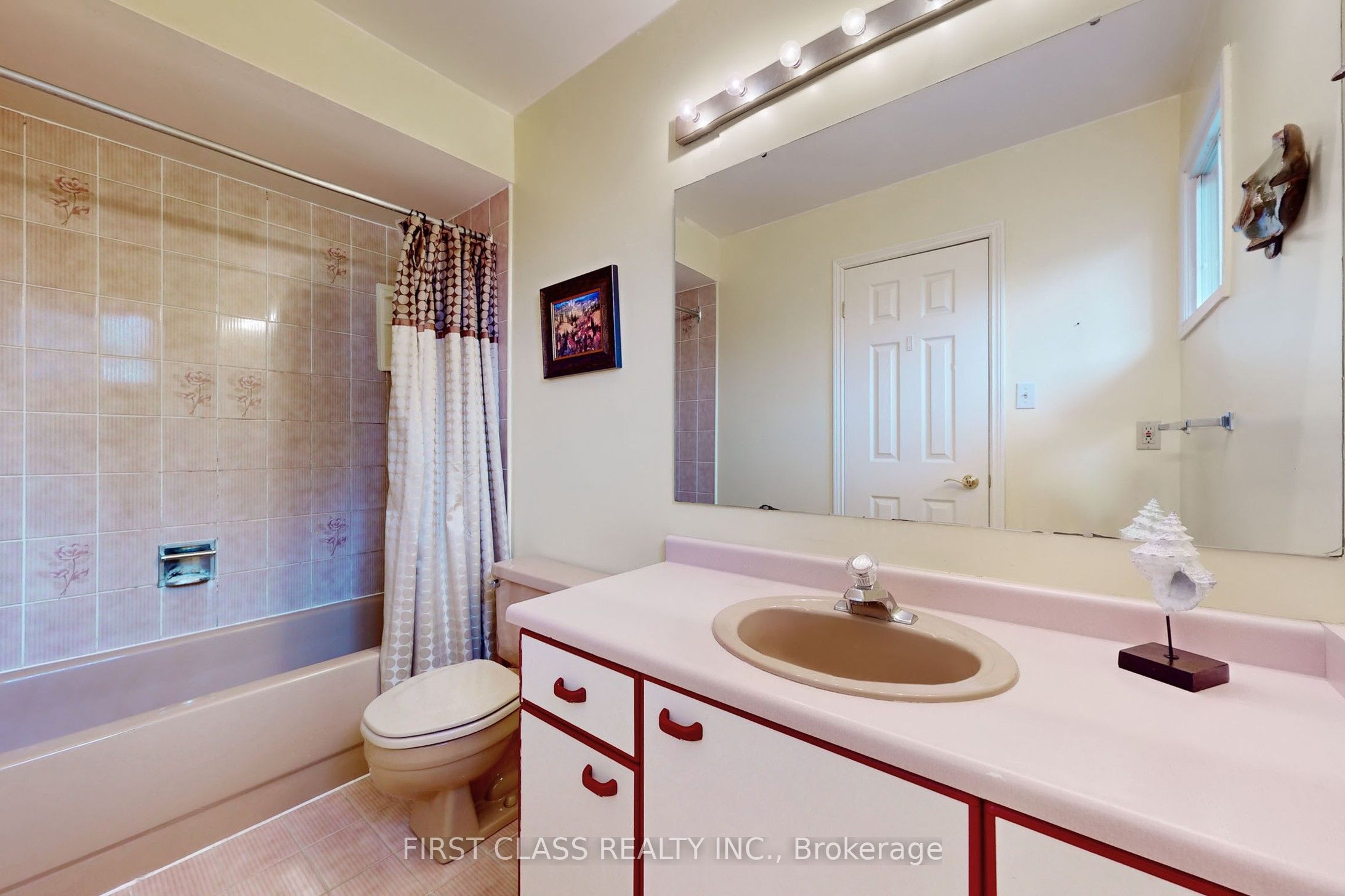 7 Kenpark Avenue Property Photo 33