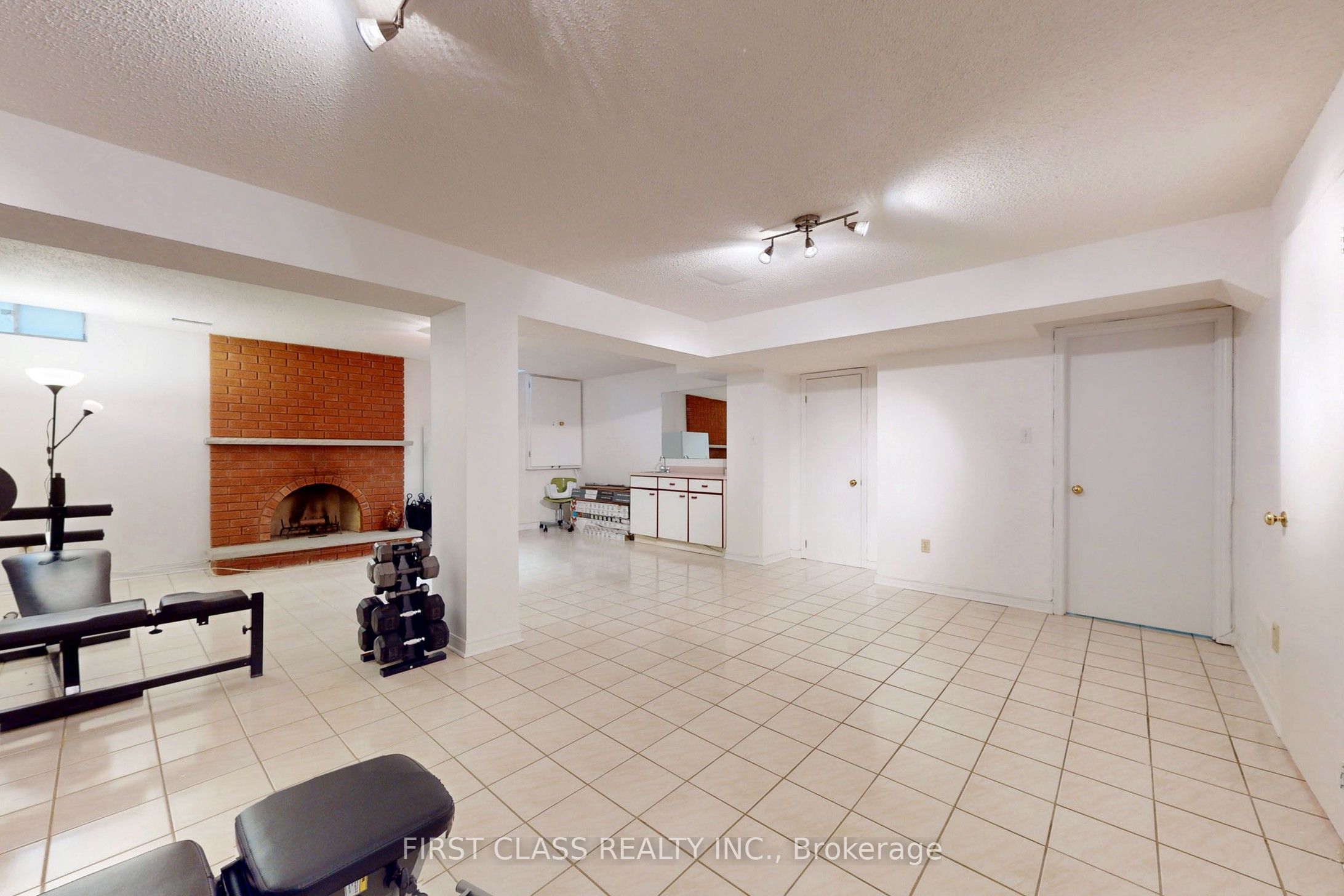 7 Kenpark Avenue Property Photo 37