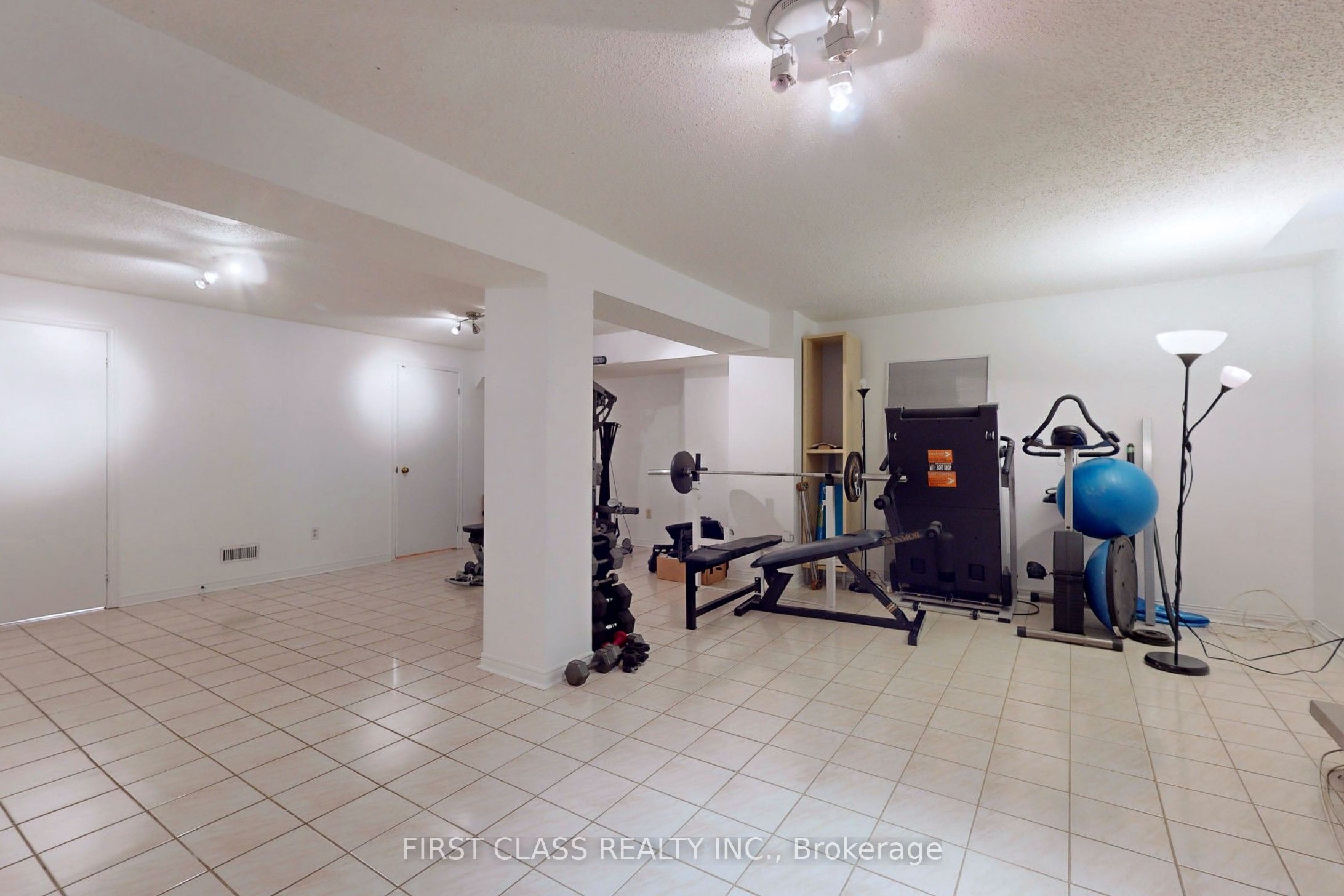 7 Kenpark Avenue Property Photo 38