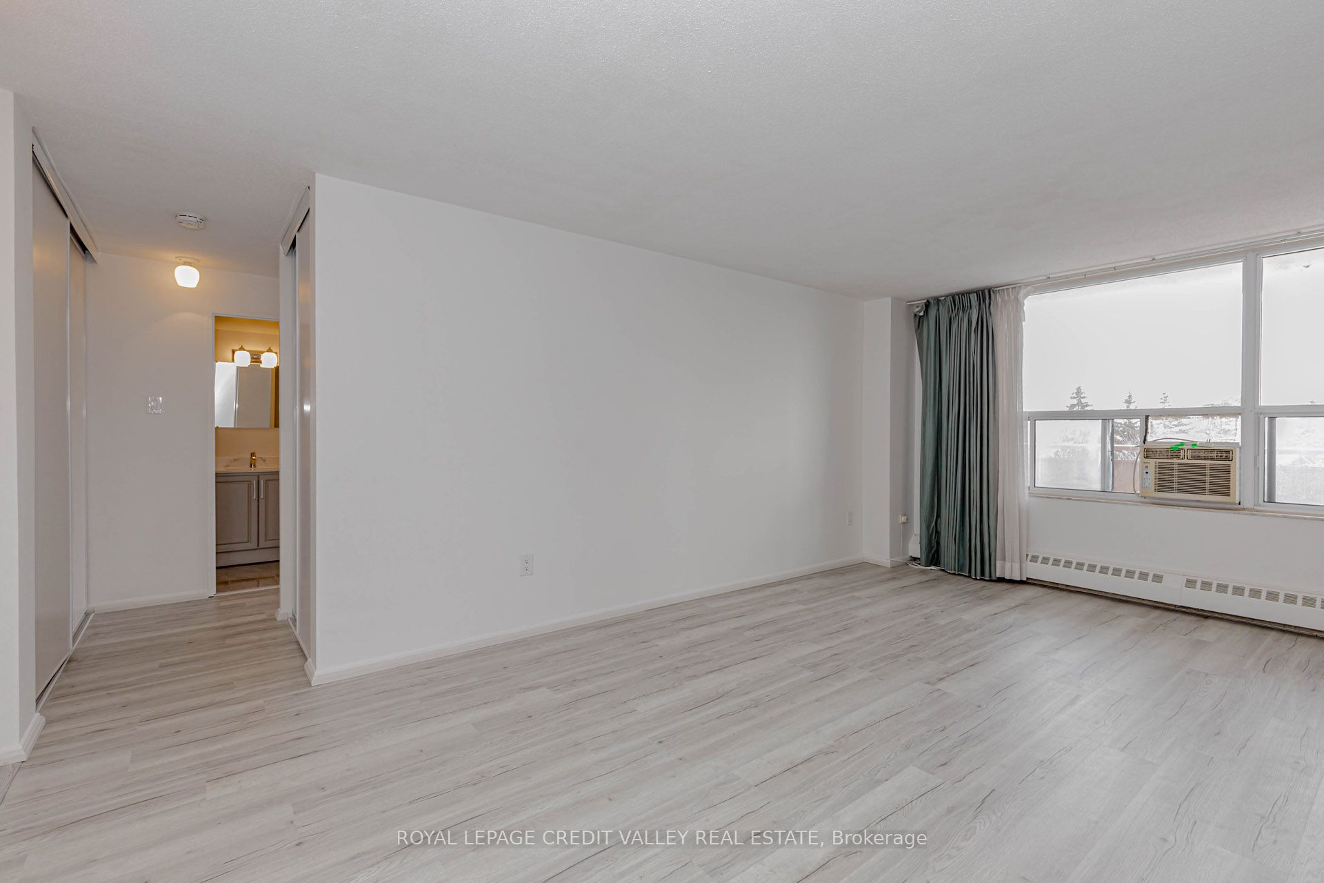 3120 Kirwin Avenue 501 Property Photo 16