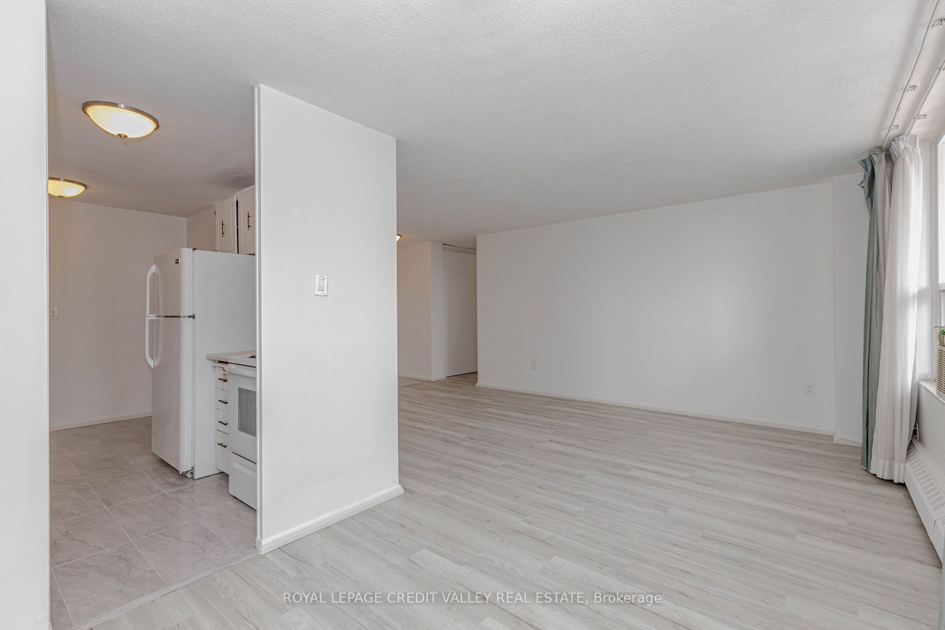 3120 Kirwin Avenue 501 Property Photo 18
