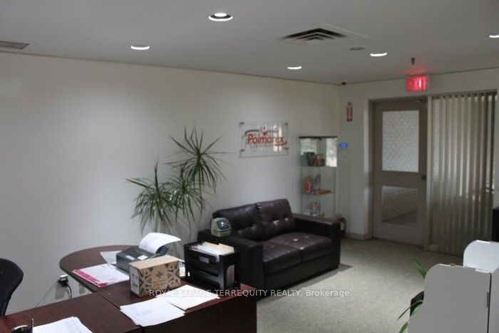 2475 Tedlo Street Property Photo 2