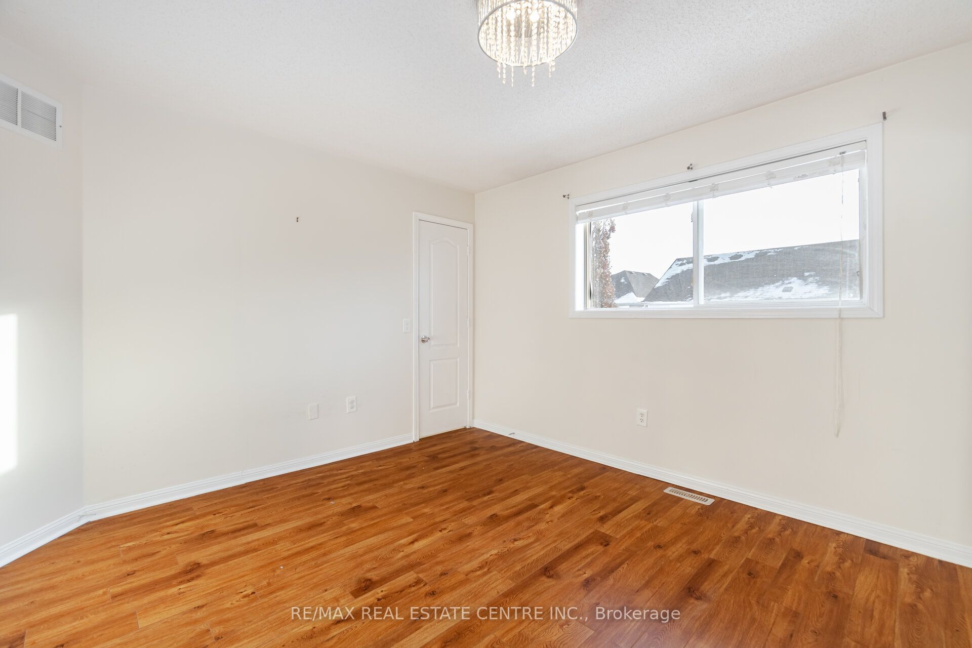 454 Collis Court Property Photo 19