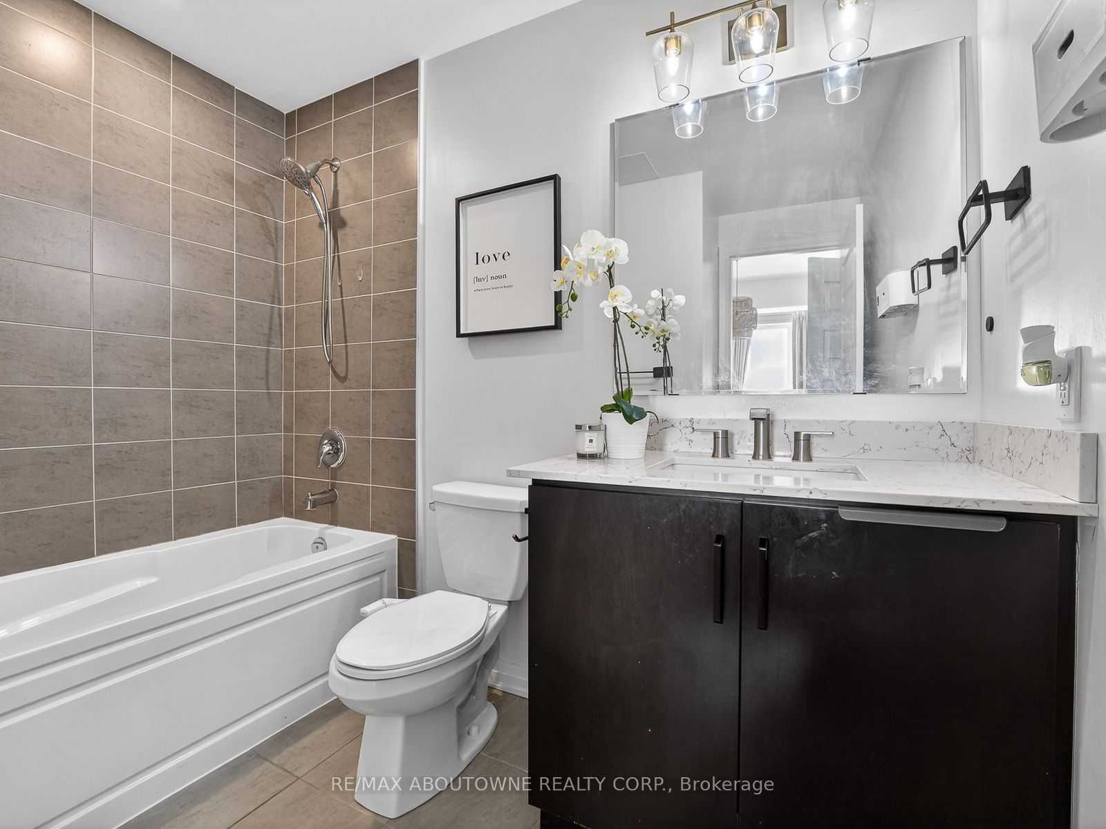 1105 Leger Way 631 Property Photo 17