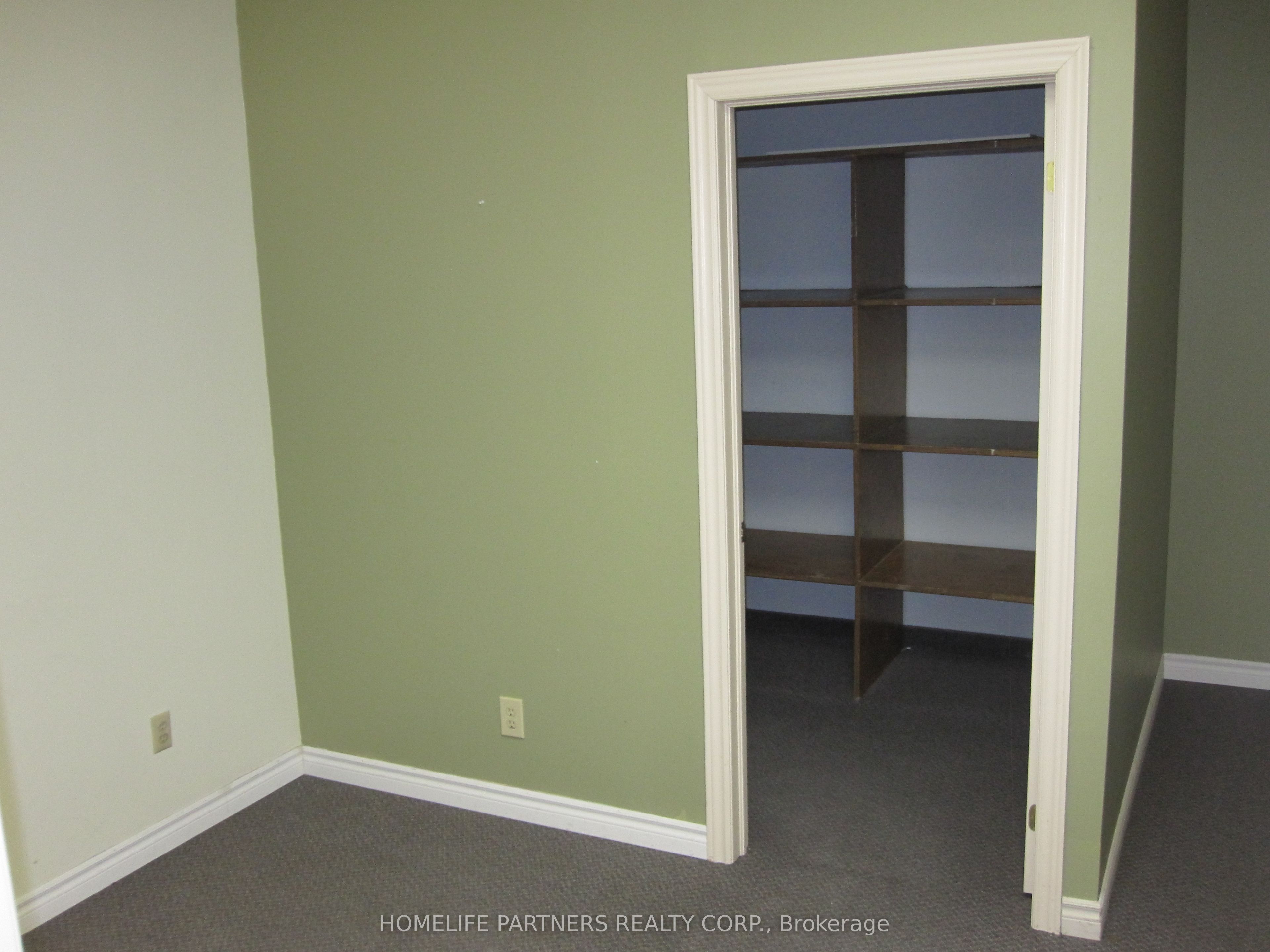 1013 Wilson Avenue 102 Property Photo 6