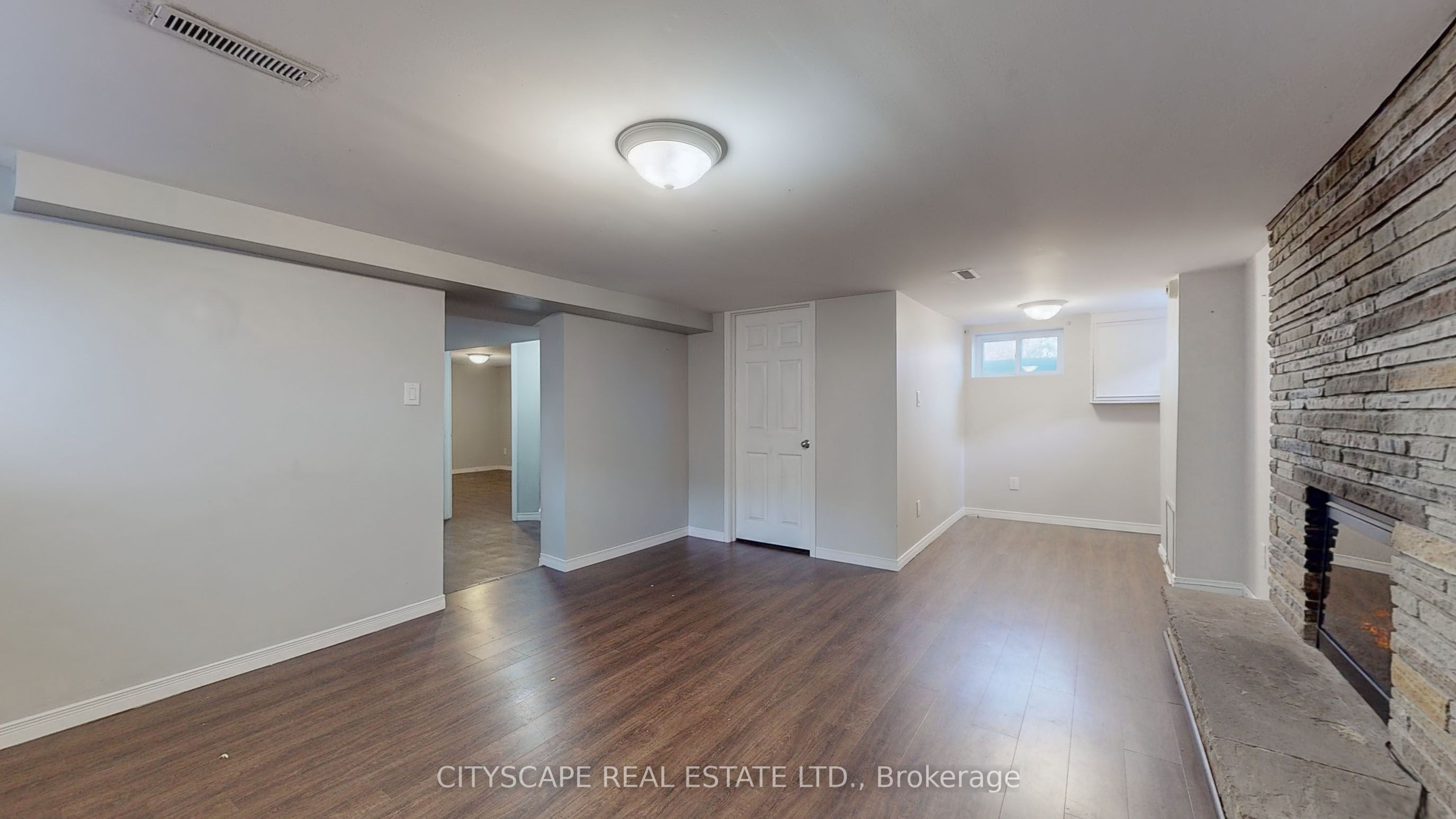 39 Woodward Avenue Property Photo 33