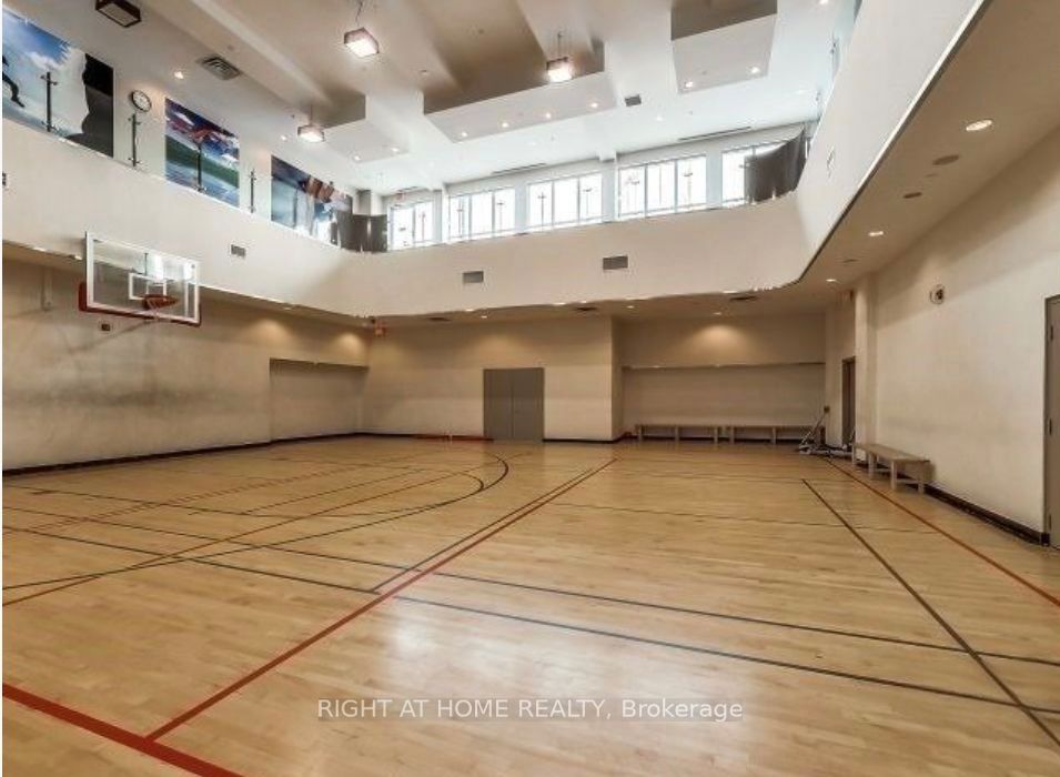 50 Absolute Avenue 1806 Property Photo 18