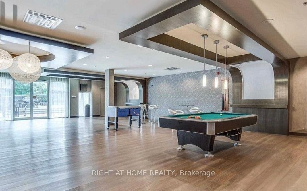 50 Absolute Avenue 1806 Property Photo 21