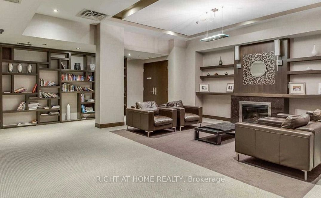 50 Absolute Avenue 1806 Property Photo 22