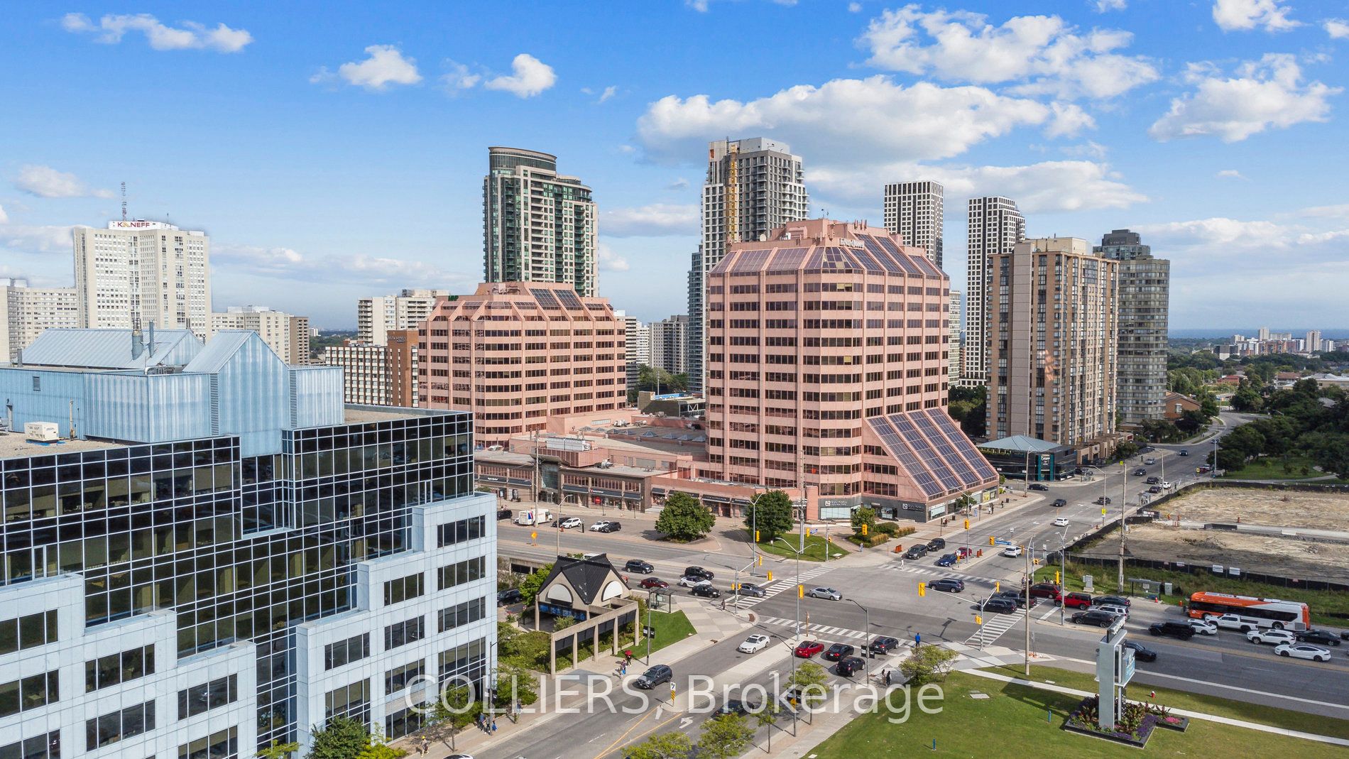 50 Burnhamthorpe Road W 404 Property Photo 1