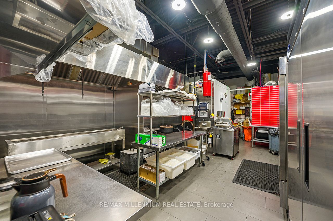3700 Eglinton Avenue #62 Property Photo 31