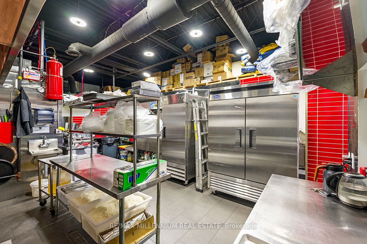 3700 Eglinton Avenue #62 Property Photo 34