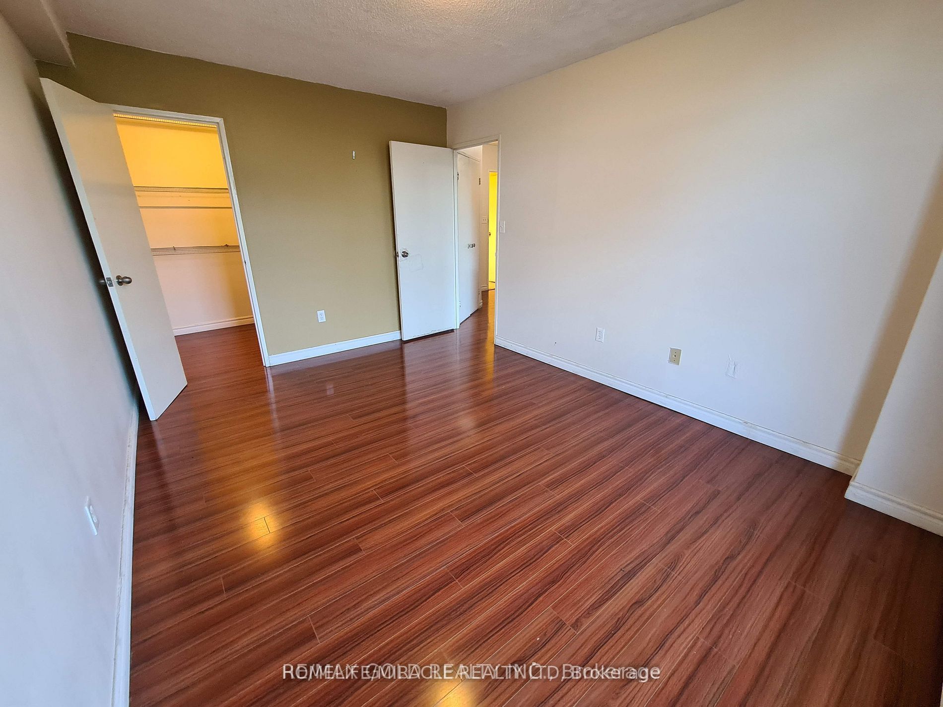 335 Driftwood Avenue 405 Property Photo 7