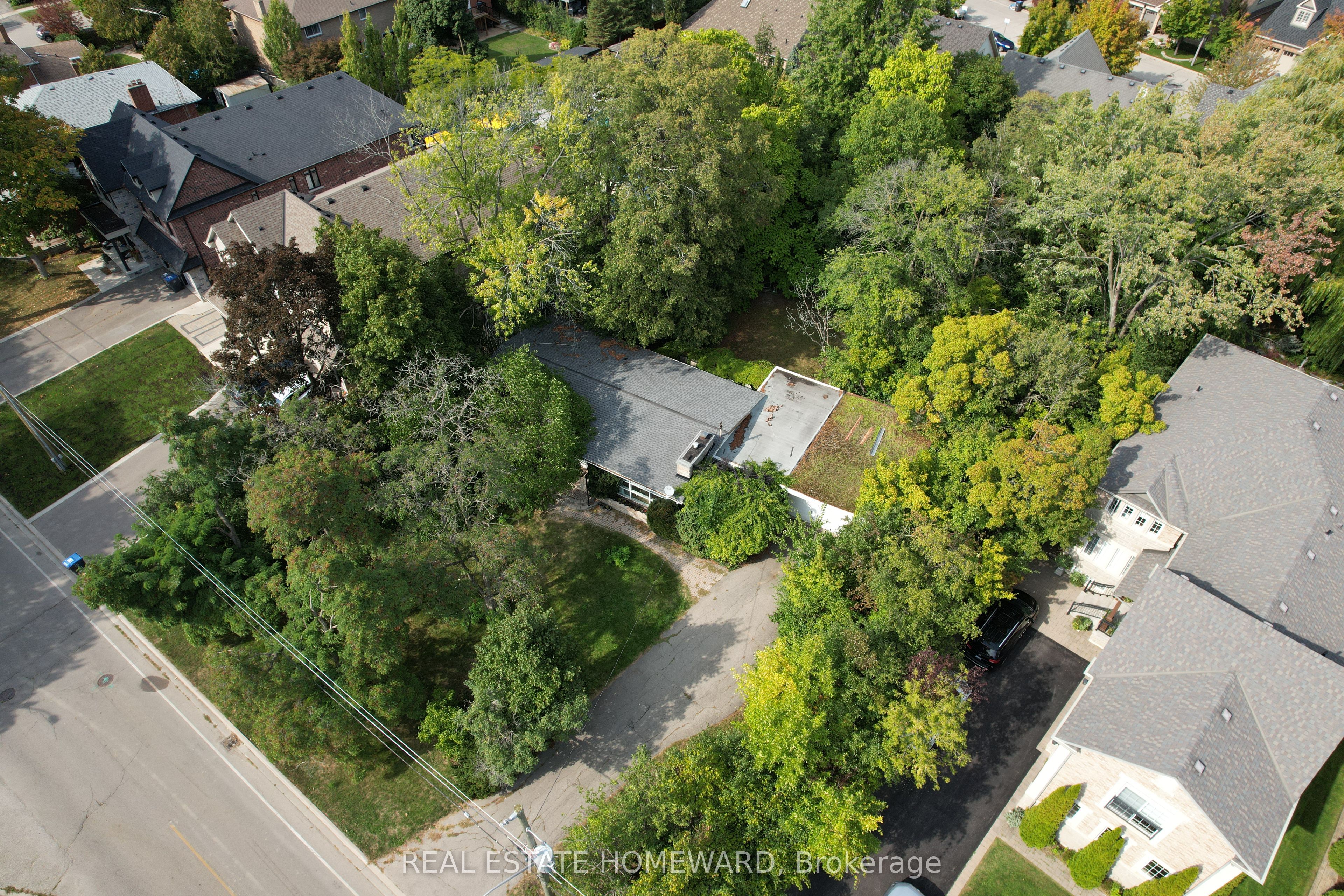 2441 Old Carriage Road Property Photo 3