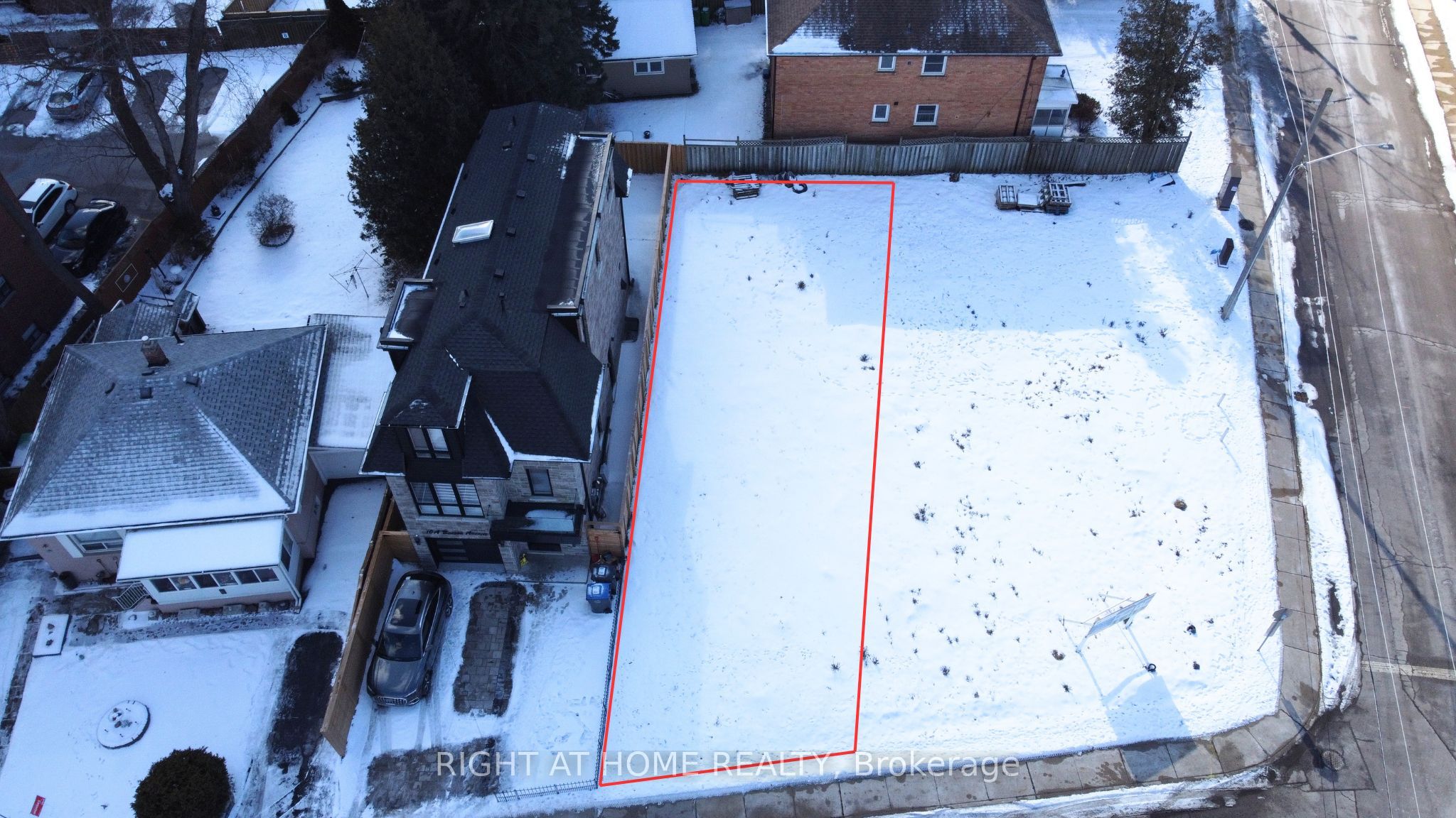 10B Benson Avenue Property Photo 1