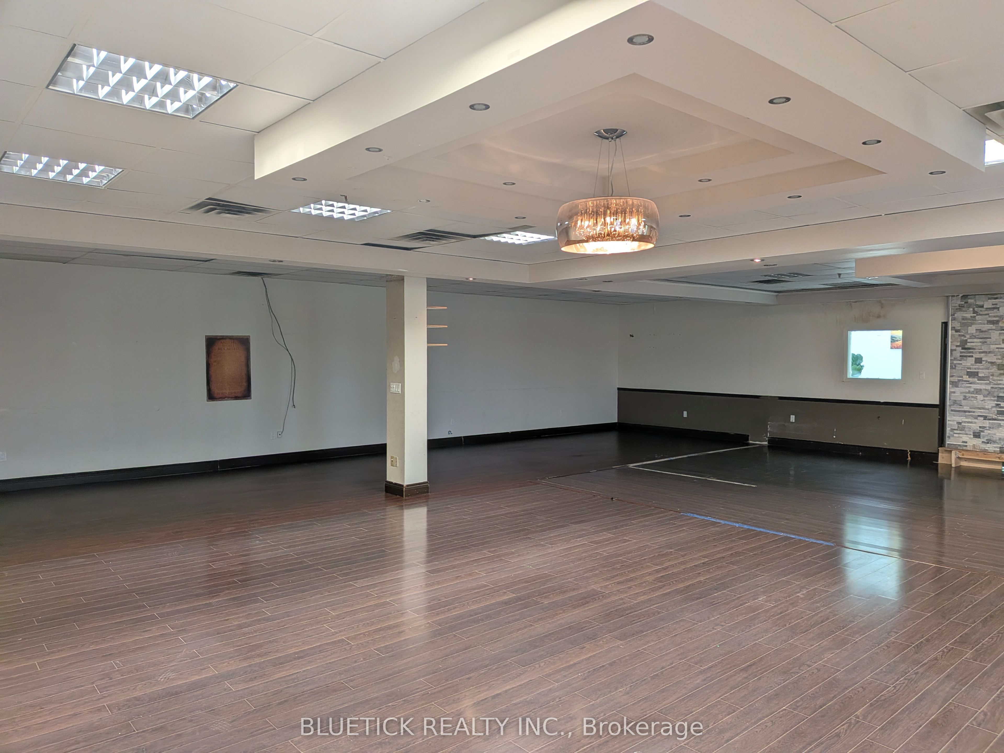 1055 Clark Boulevard Sf 5 Property Photo 3